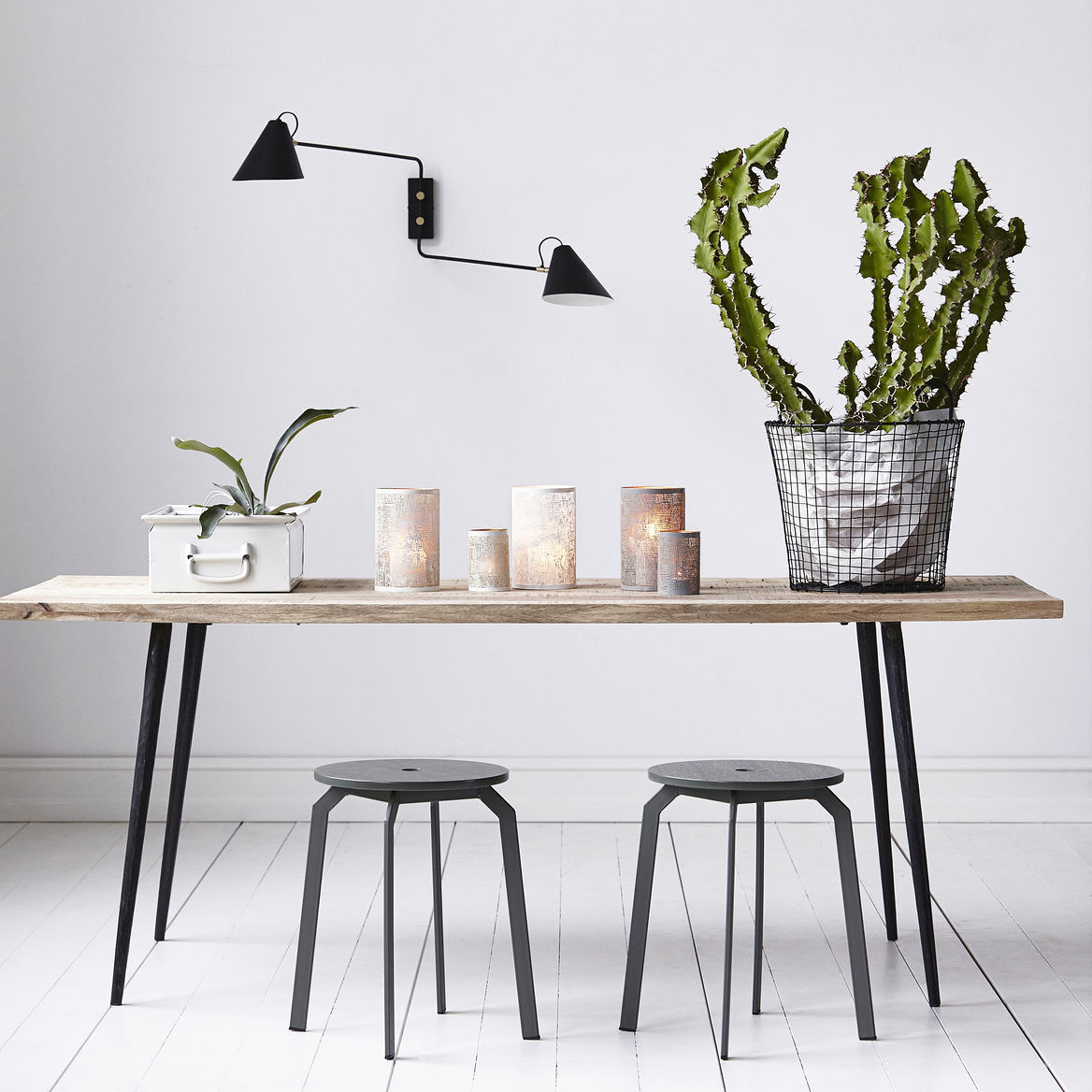 House Doctor Club-ruokapöytä Luonnonvärinen 200cm