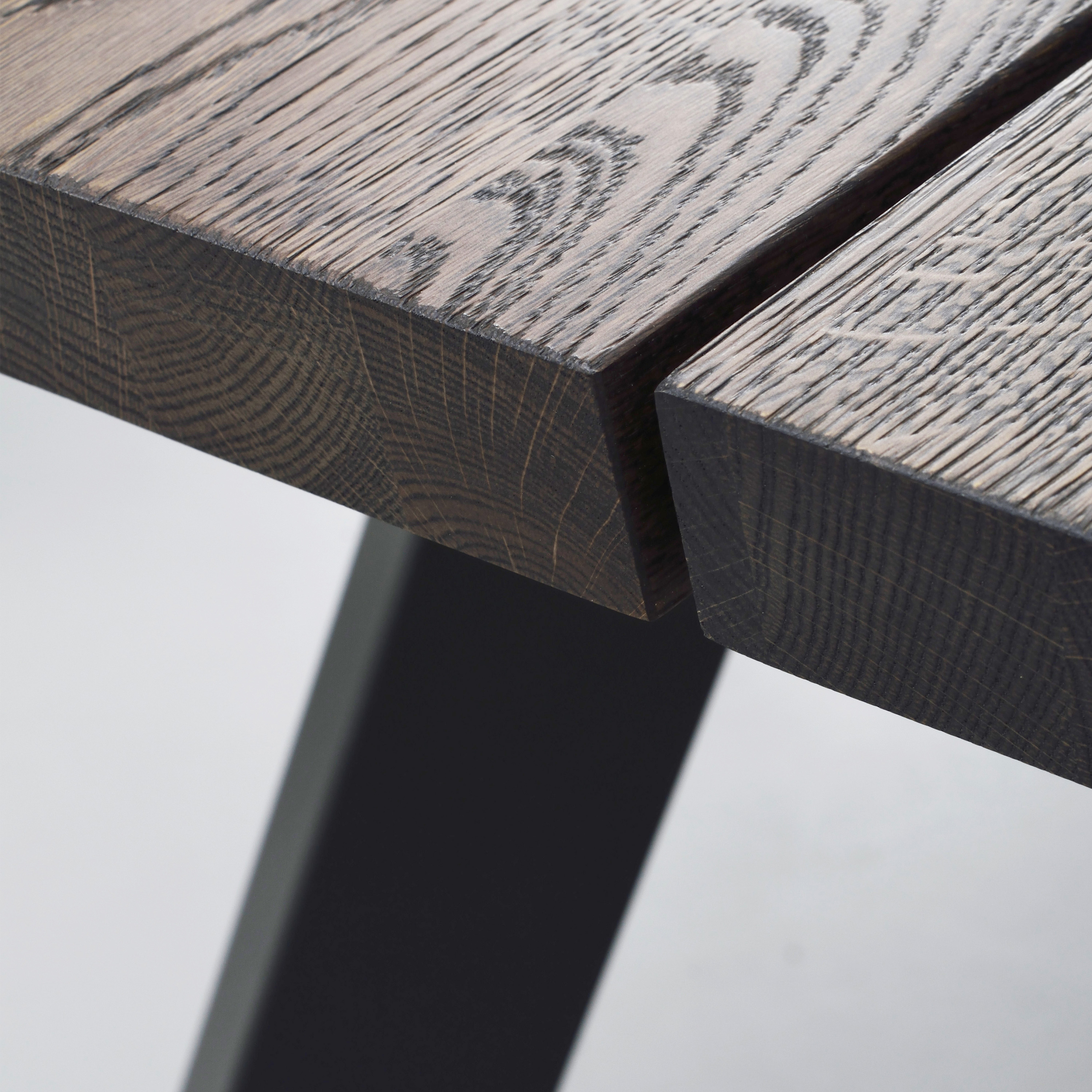 Rowico Home Fred Esstisch Dunkelbraun 240cm