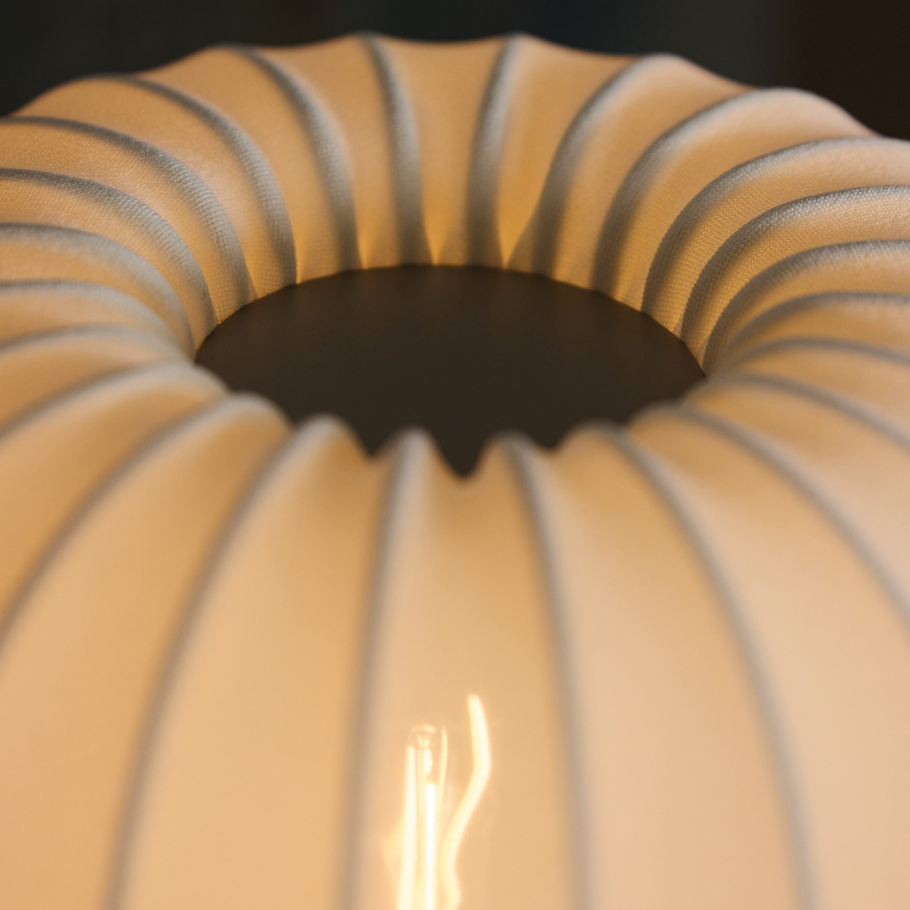 Northern Tradition Bordlampe Offwhite/Greige