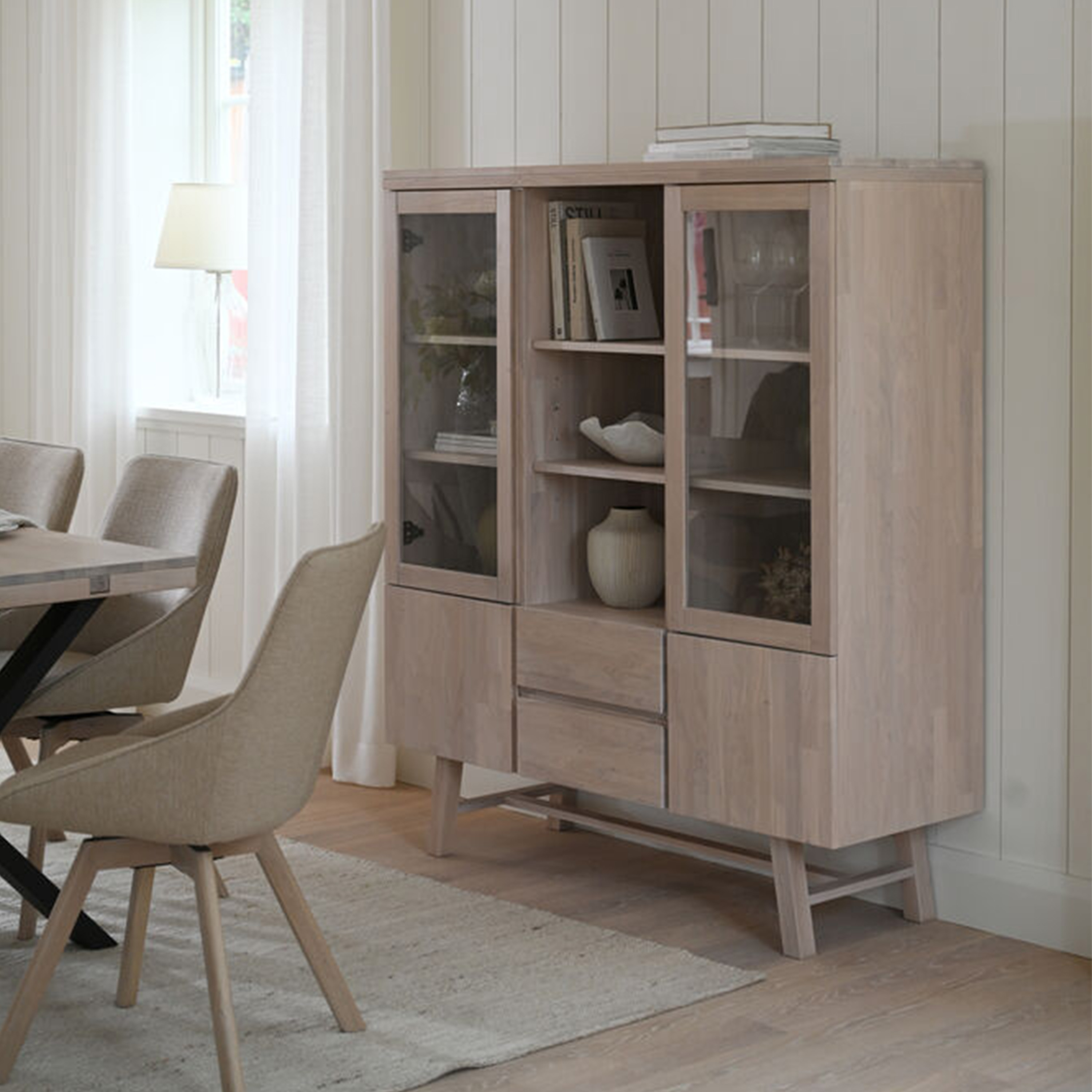 Rowico Home Brooklyn Vitrinskåp Vitpigmenterad Ek