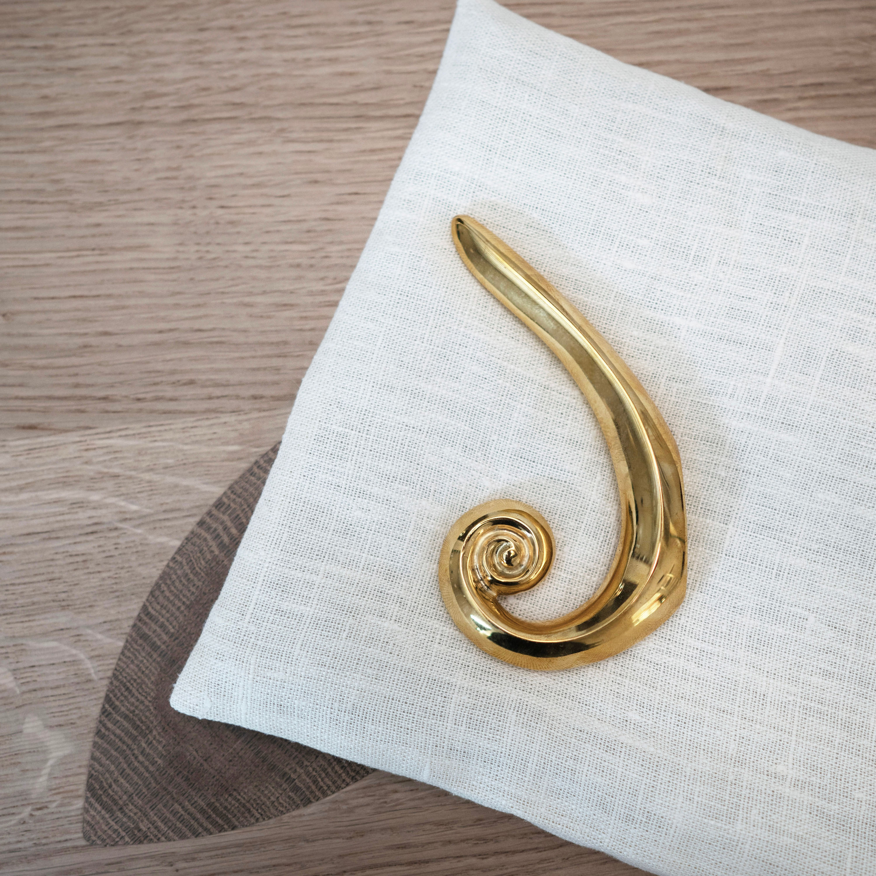 Hein Studio Noelle Wandhaken Messing