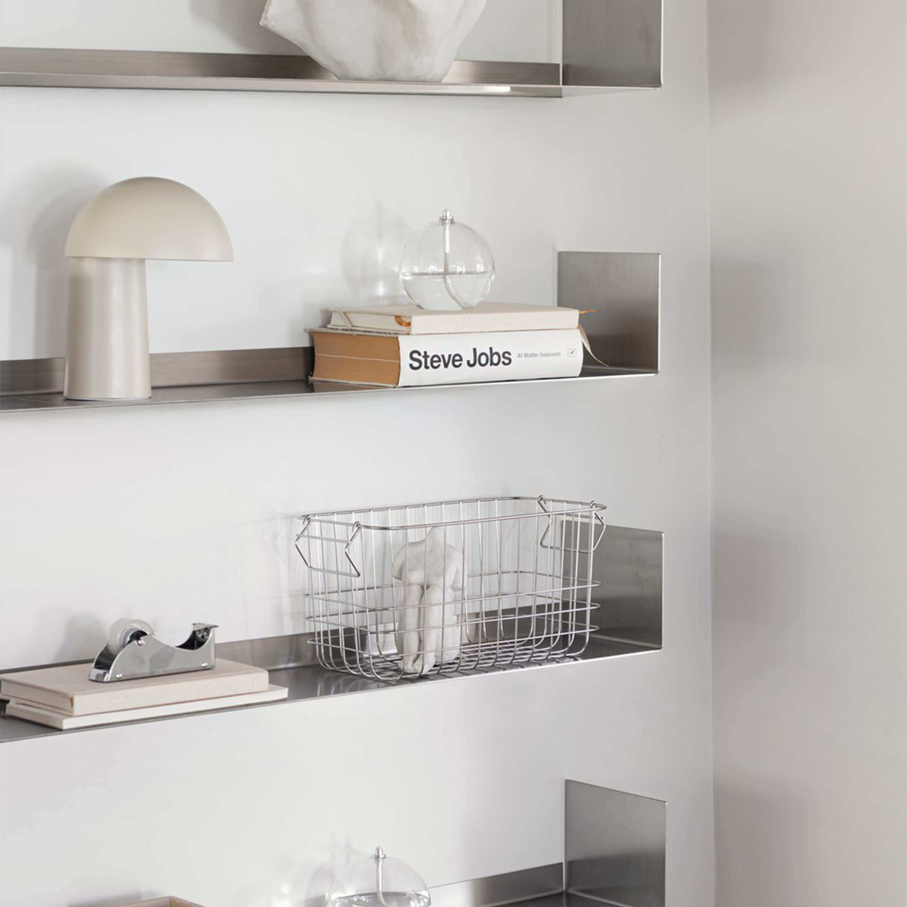 Mette Ditmer Float Vegghylle Stål 80x13