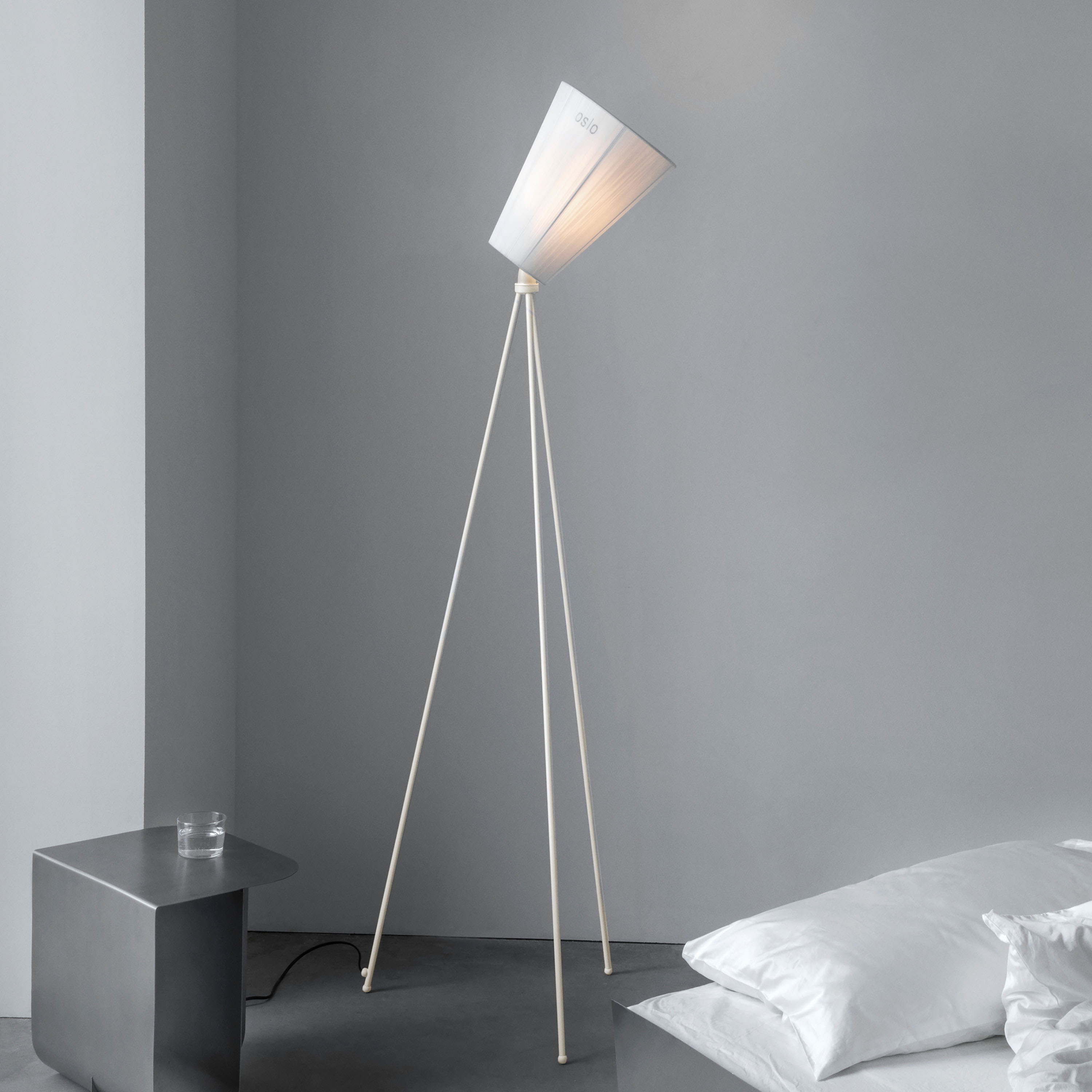 Northern Oslo Wood Gulvlampe Skjerm White