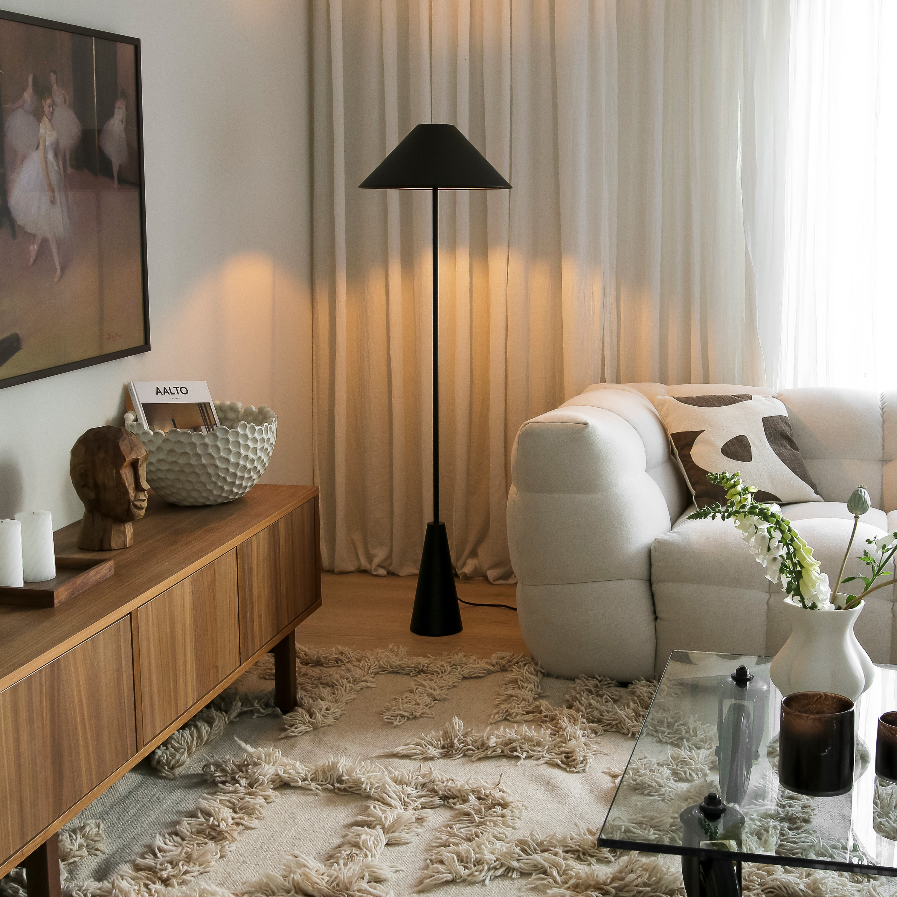 Globen Lighting Cannes Gulvlampe Svart