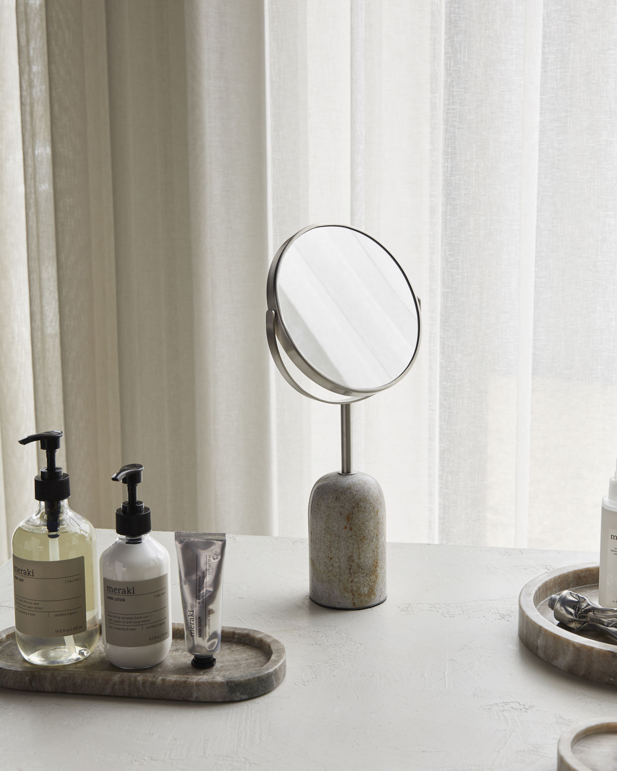 Meraki Marble 
Kaksipuolinen peili Beige Ø19