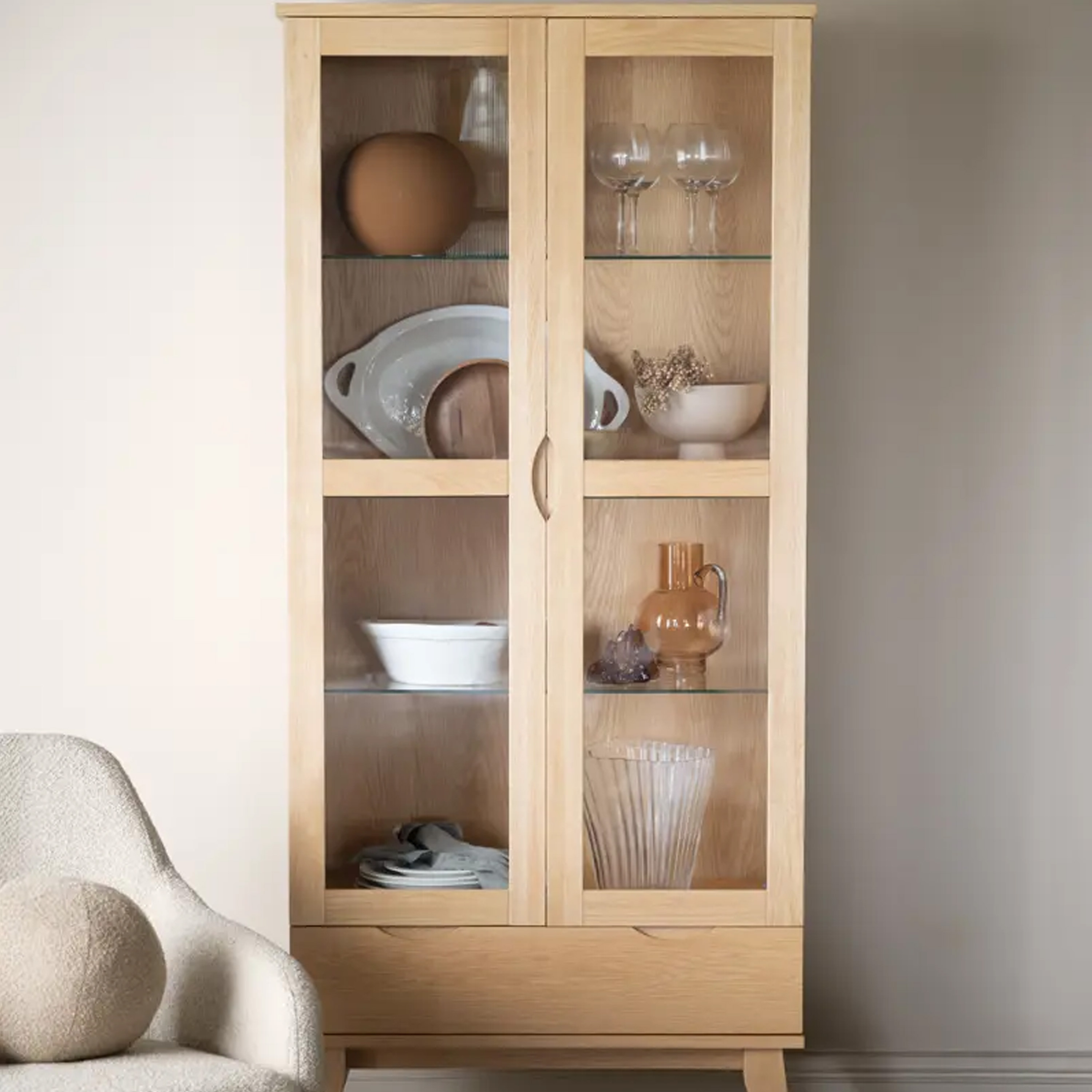 Rowico Home Filippa Vitrinskåp Ek 185cm