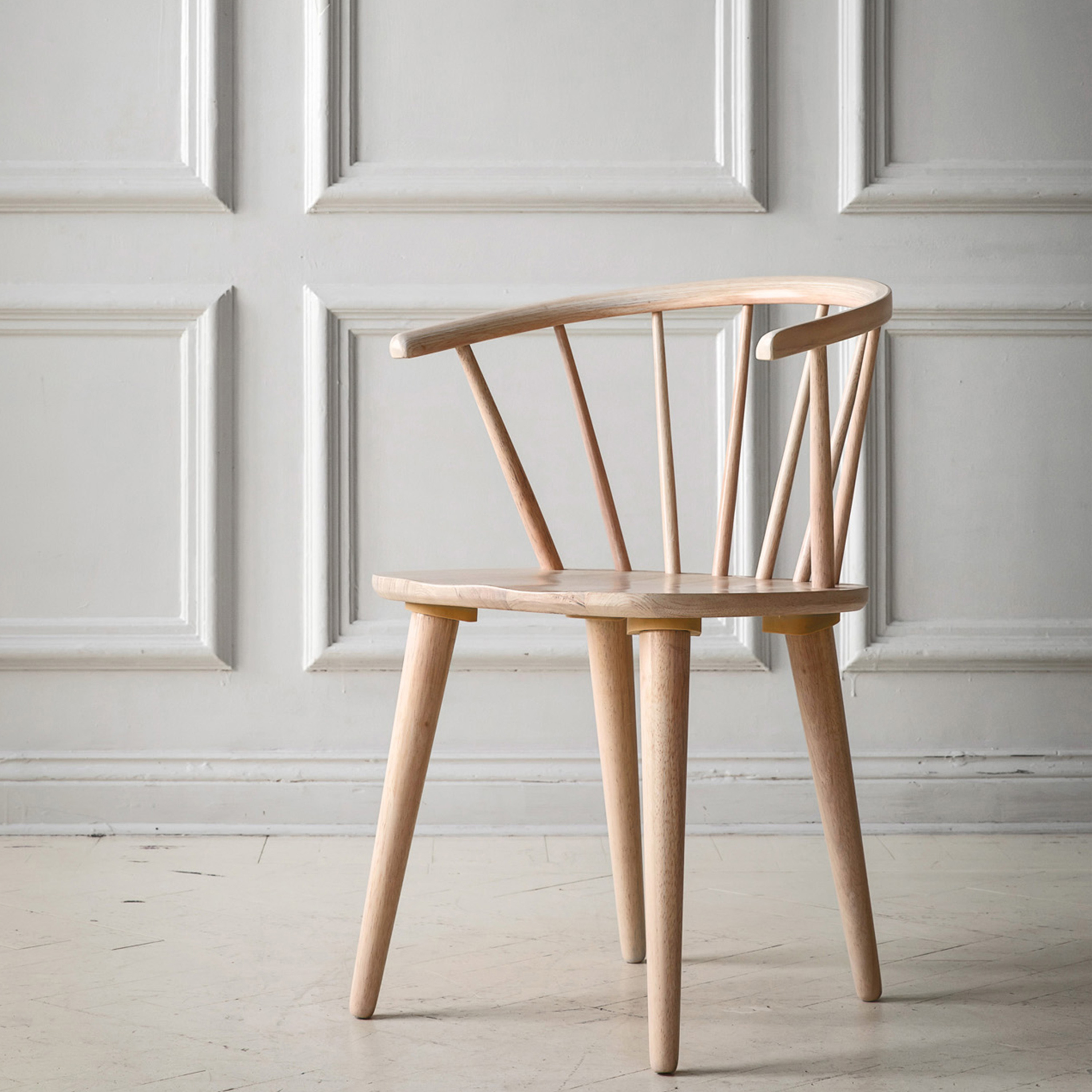 Rowico Home Carmen Matstol Vitpigmenterad