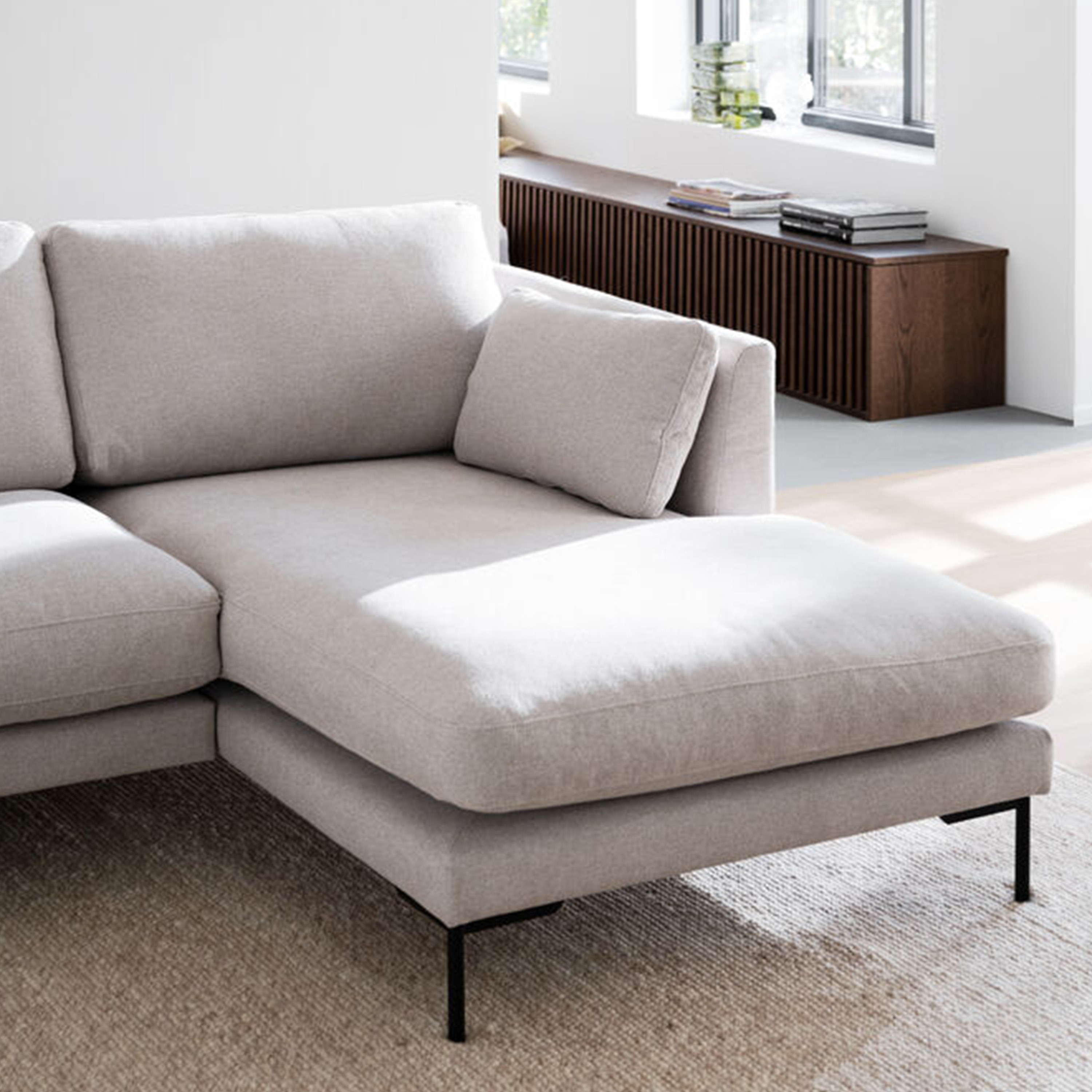 Rowico Home Corwin 3,5-sits Soffa Schäslong Höger Beige