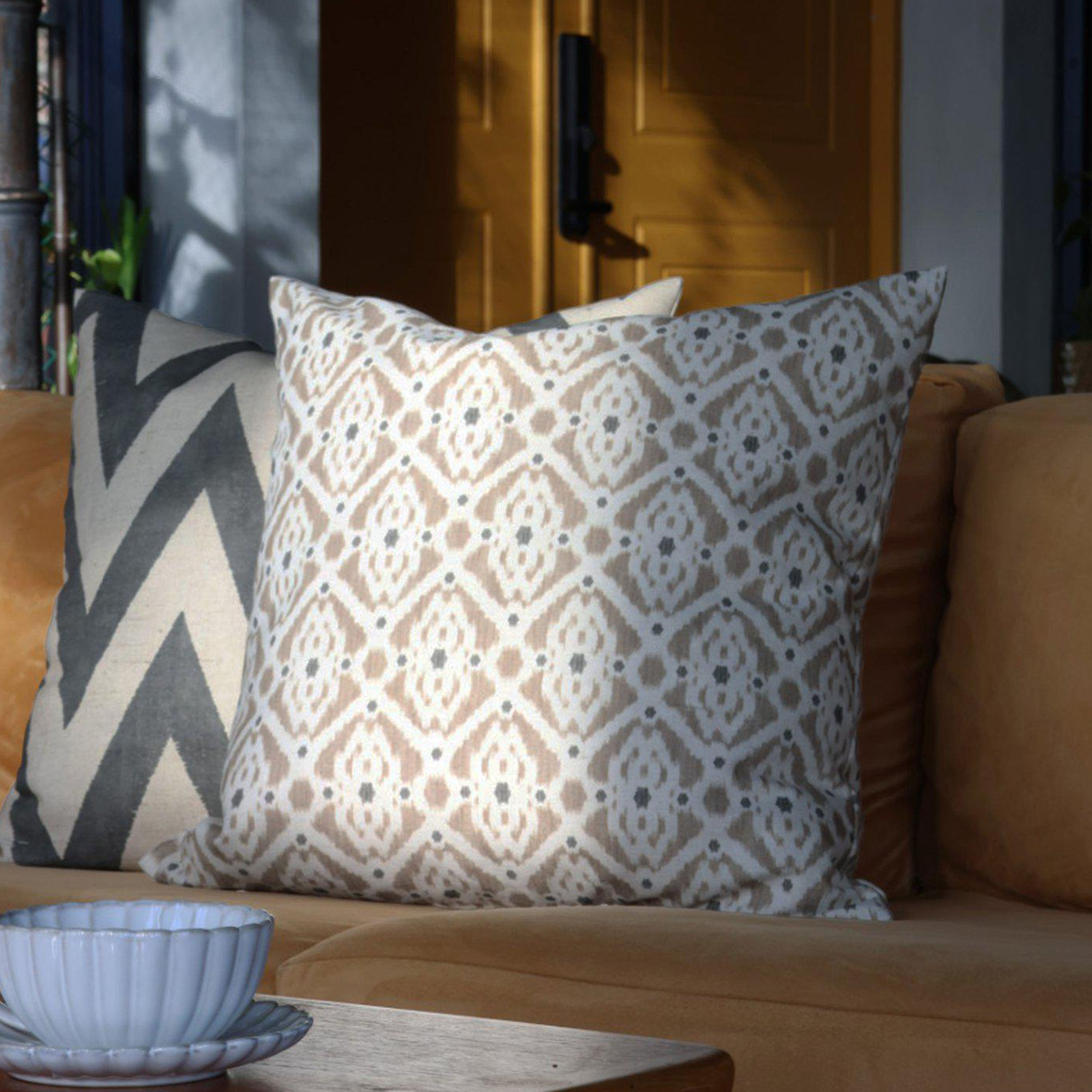 Svanefors Ikat Prydnadskudde Beige 50x50