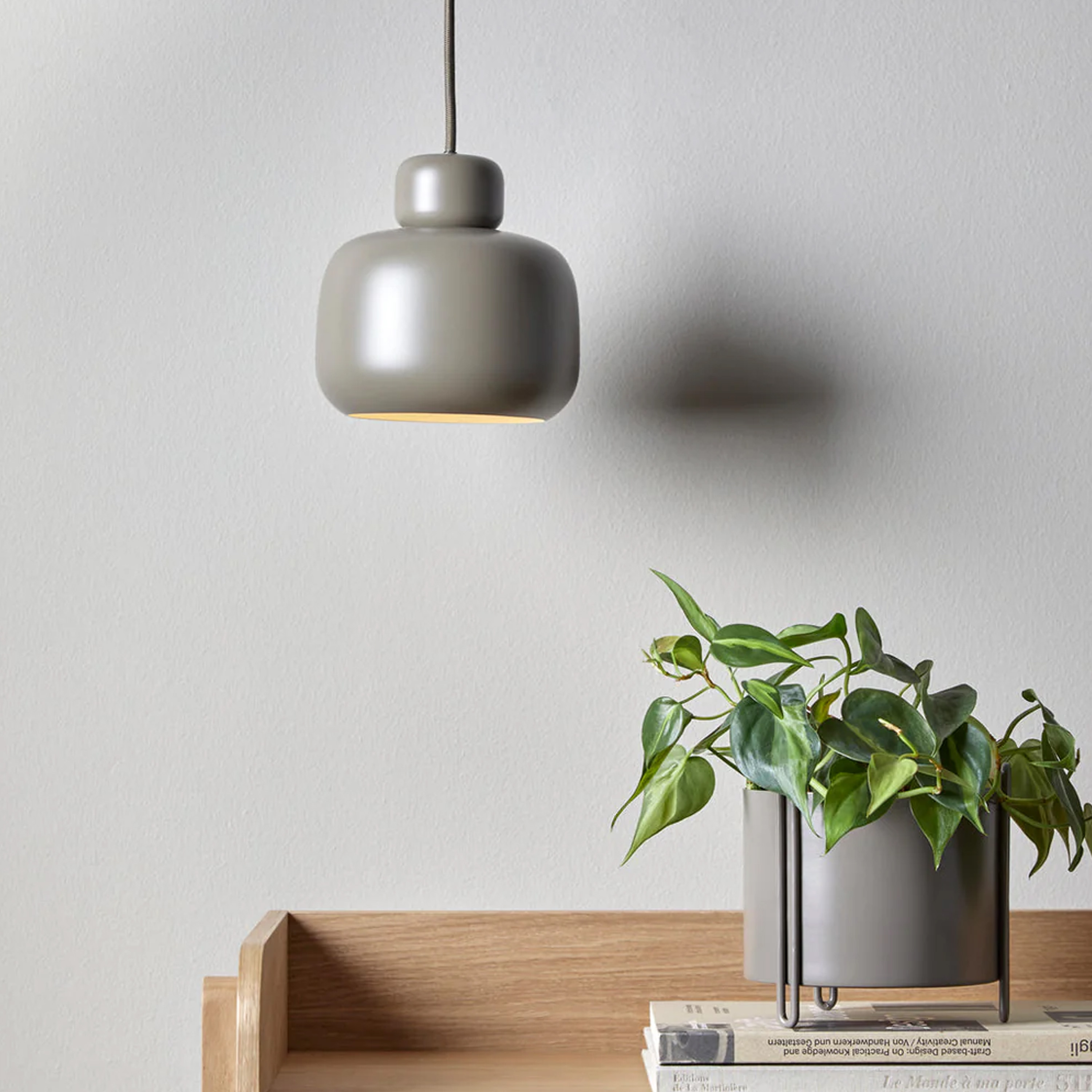 Woud Stone Taklampa Taupe Small