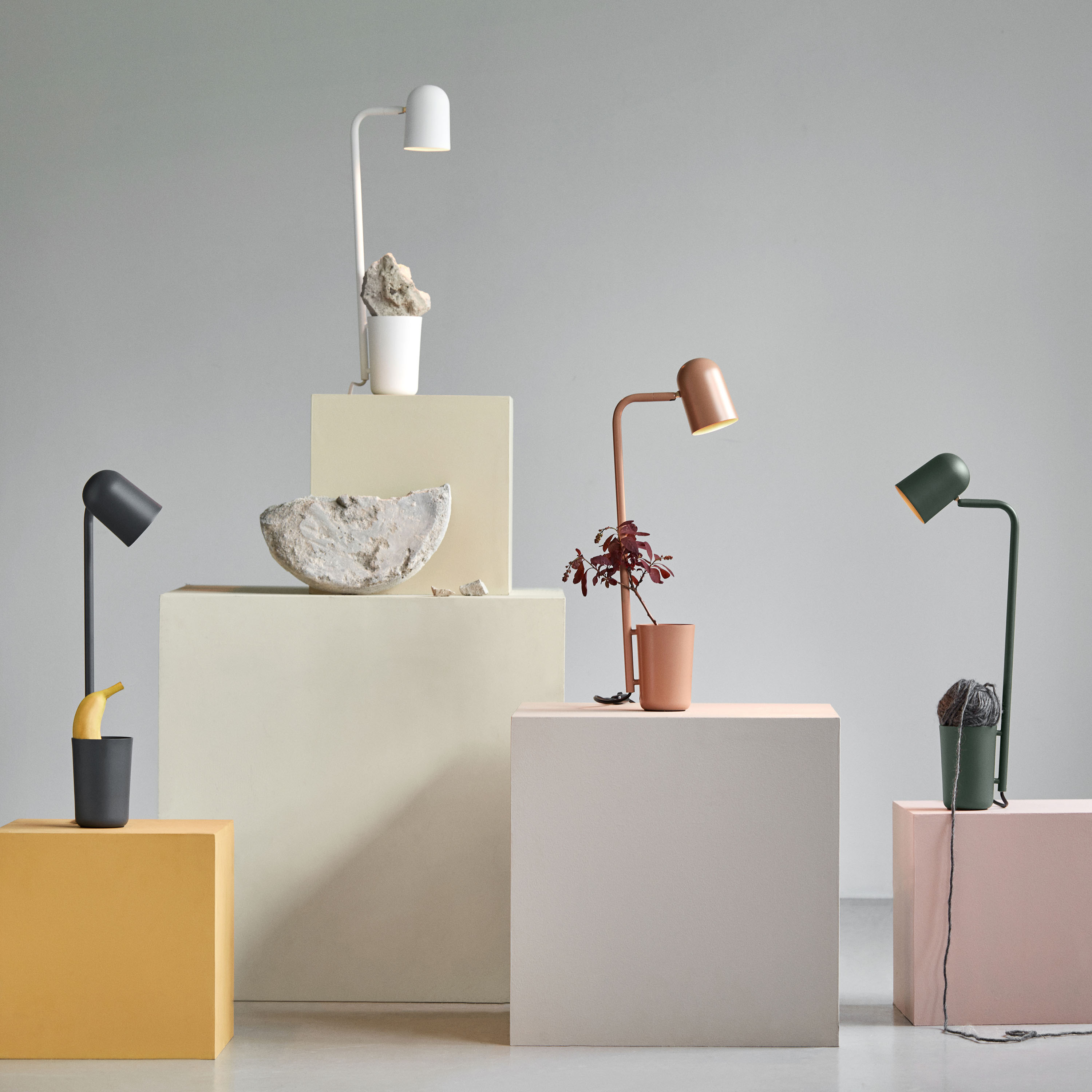 Northern Buddy Bordlampe Warm Beige