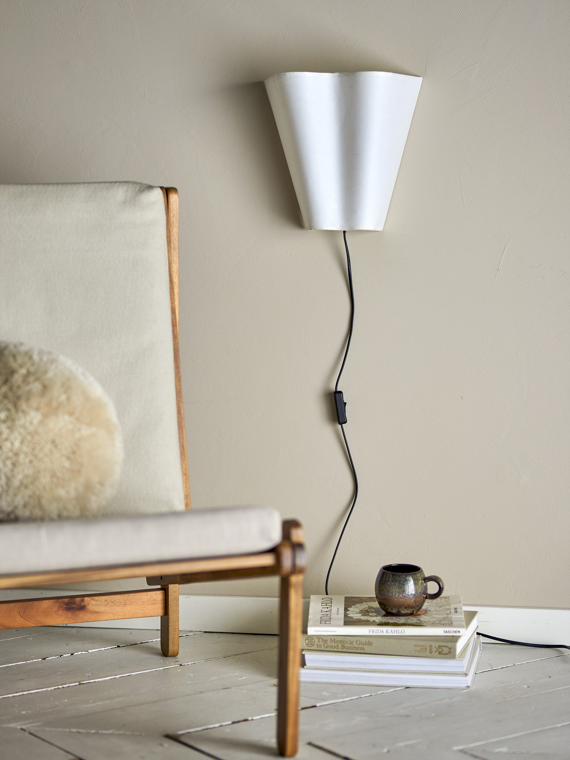 Bloomingville Janese Vegglampe White 28cm