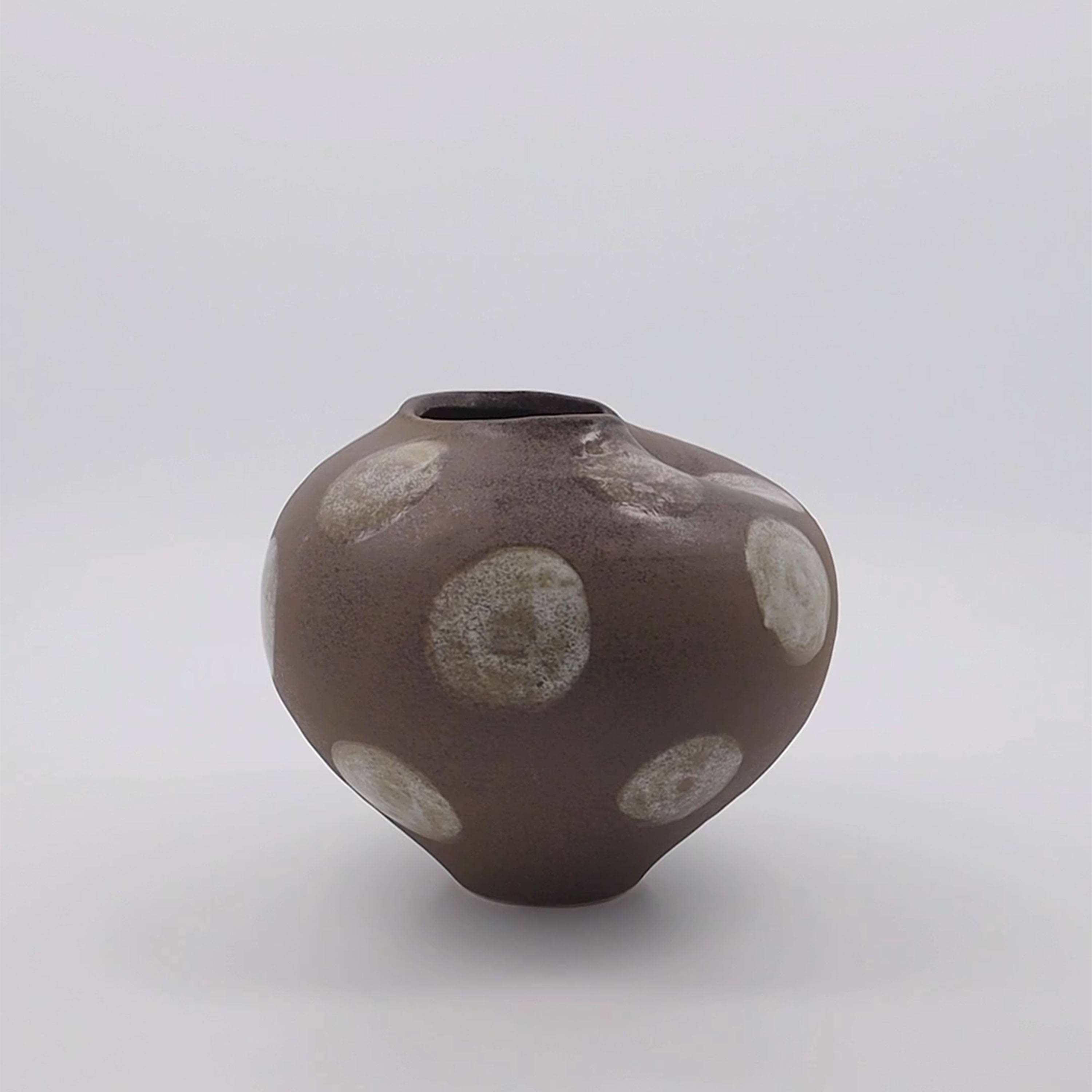 House Doctor Expo Maljakko Ruskea/Off-white 19 cm