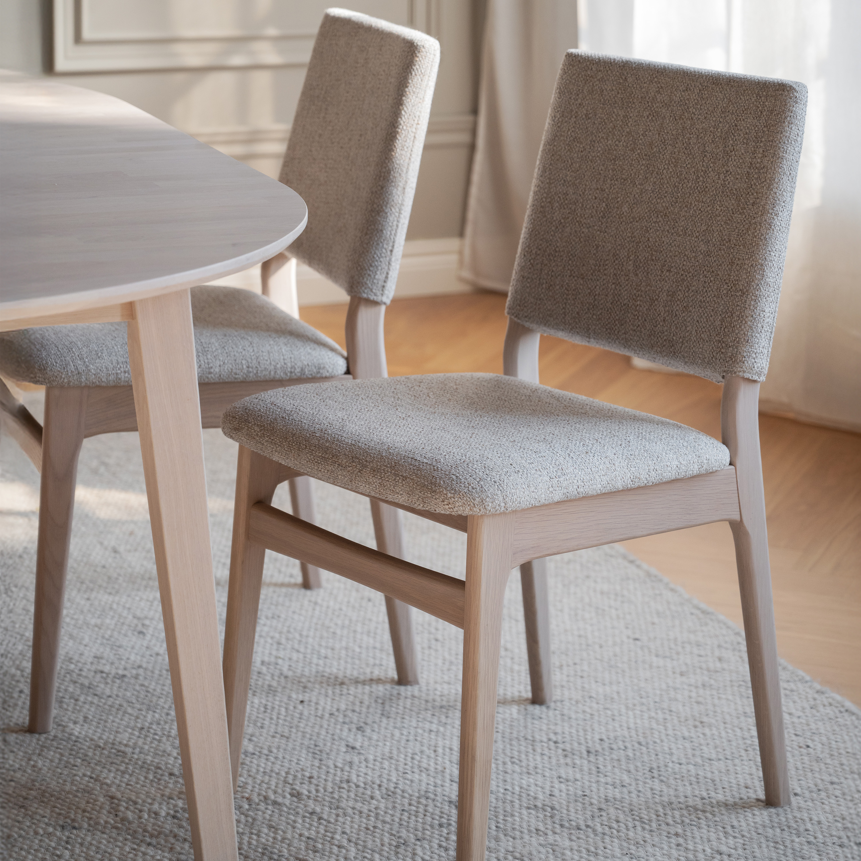 Rowico Home Medford Matsstol Vitpigmenterad Ek/Ljusbeige