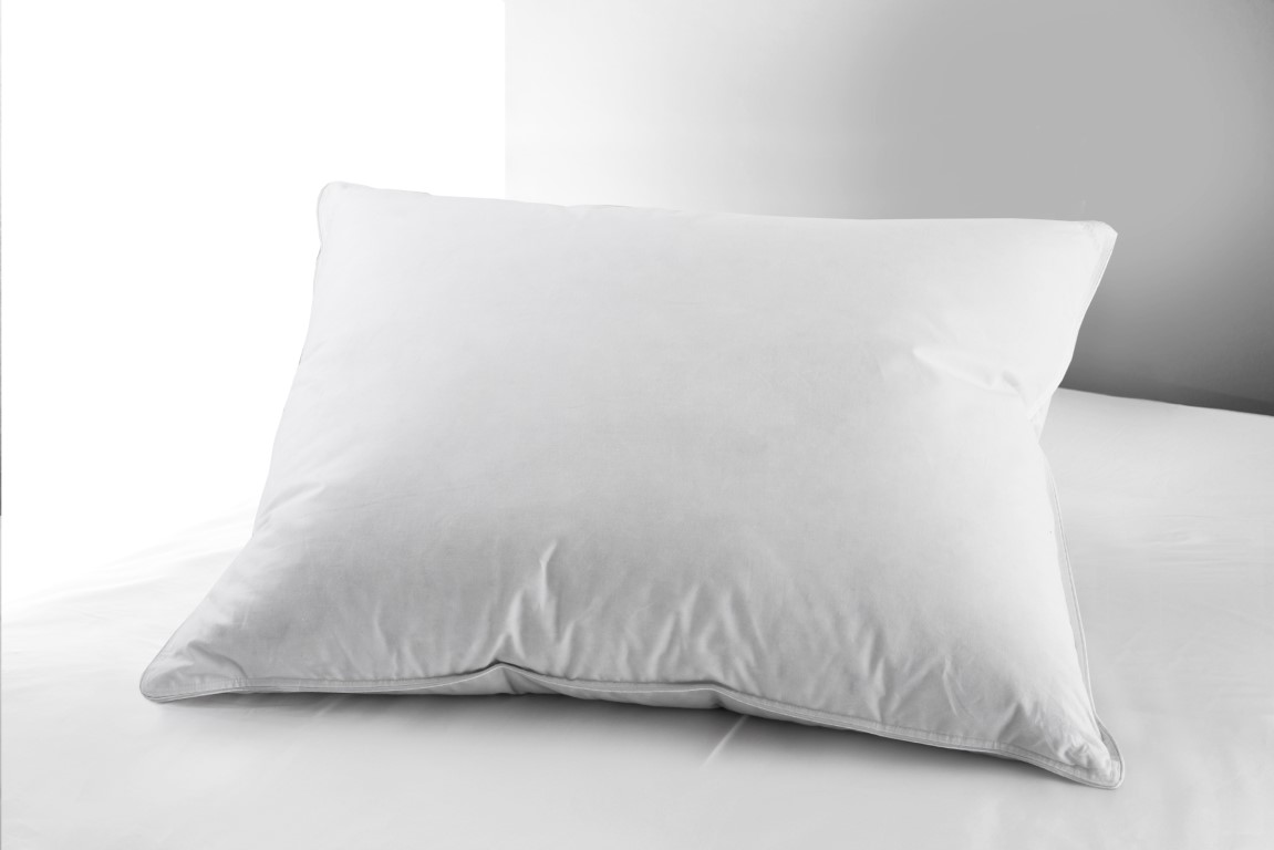 Varnamo of Sweden - Lilja Dunkudde 600g Låg 50x60 - Vit