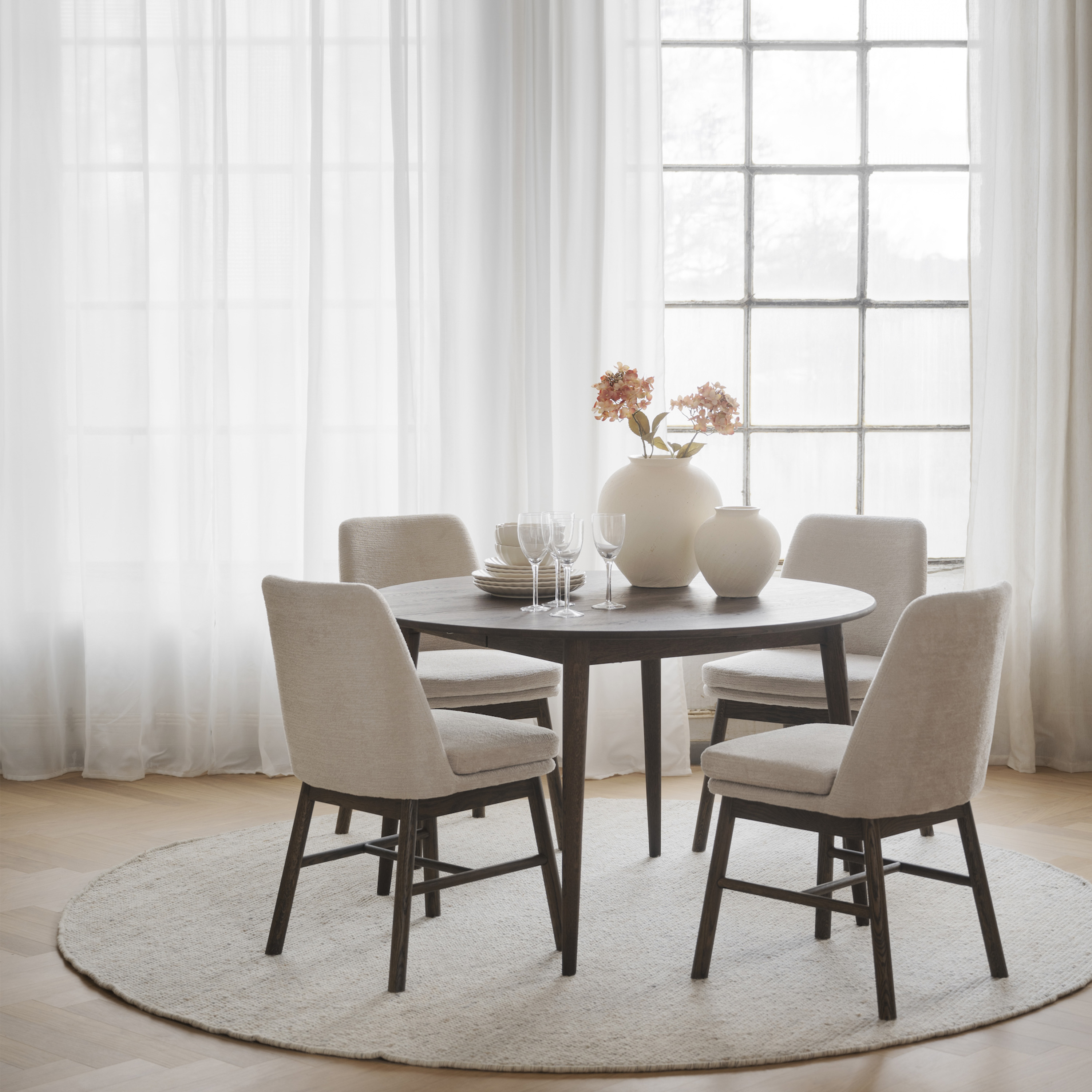 Rowico Home Tyler Matbord Brun Ø120+45