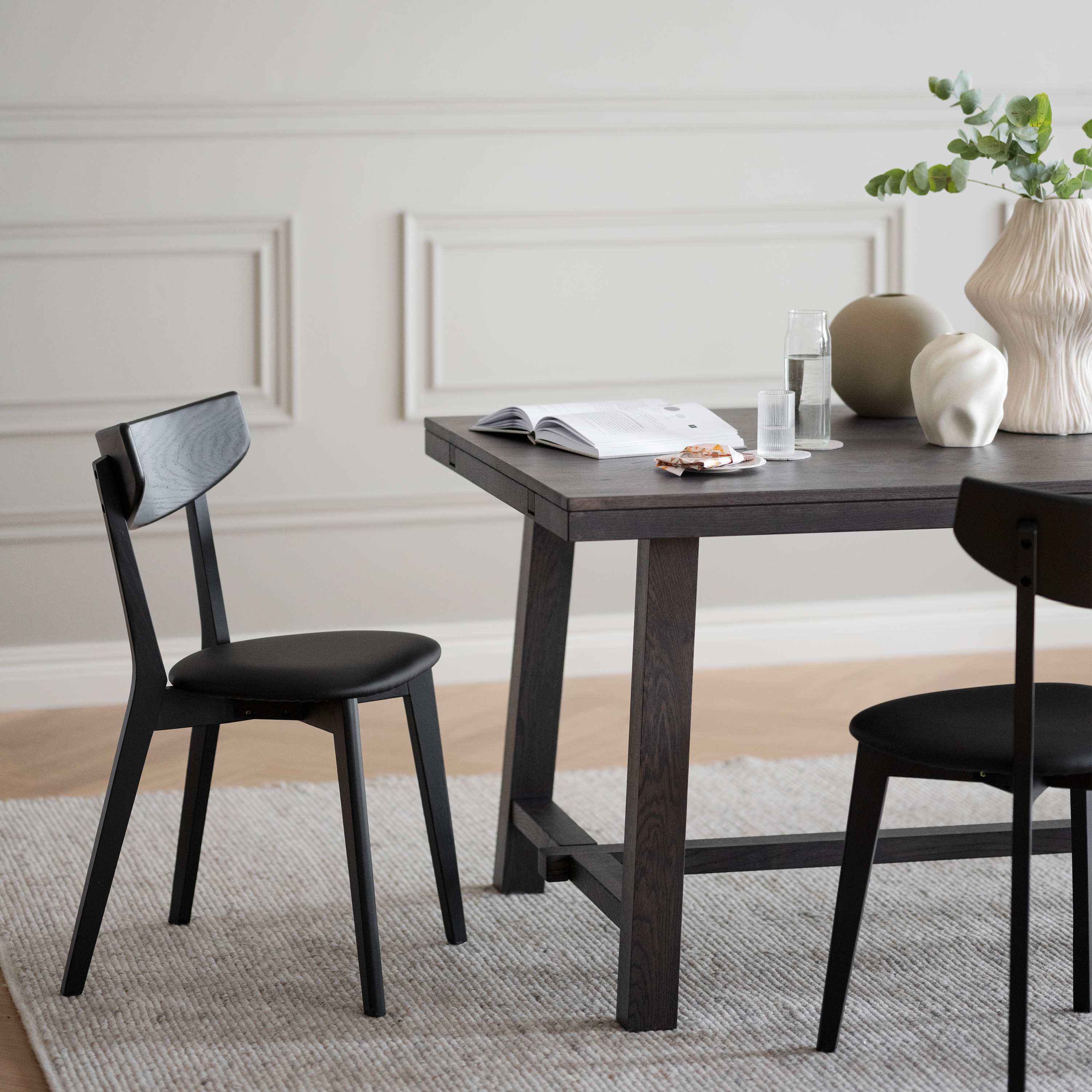 Rowico Home Ami Matstol Svart/Svart