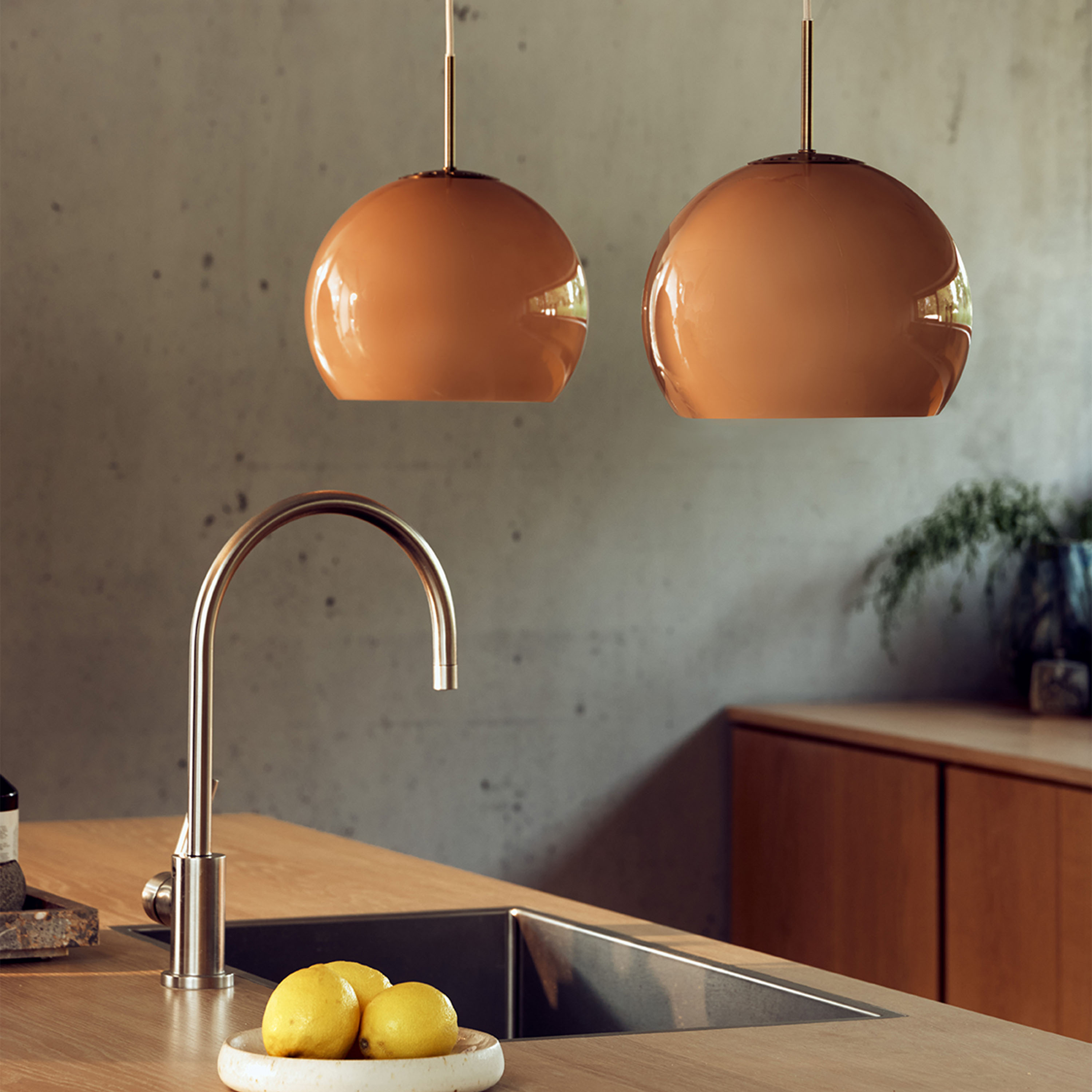 Frandsen Ball Glass Deckenleuchte Cappuccino Ø25