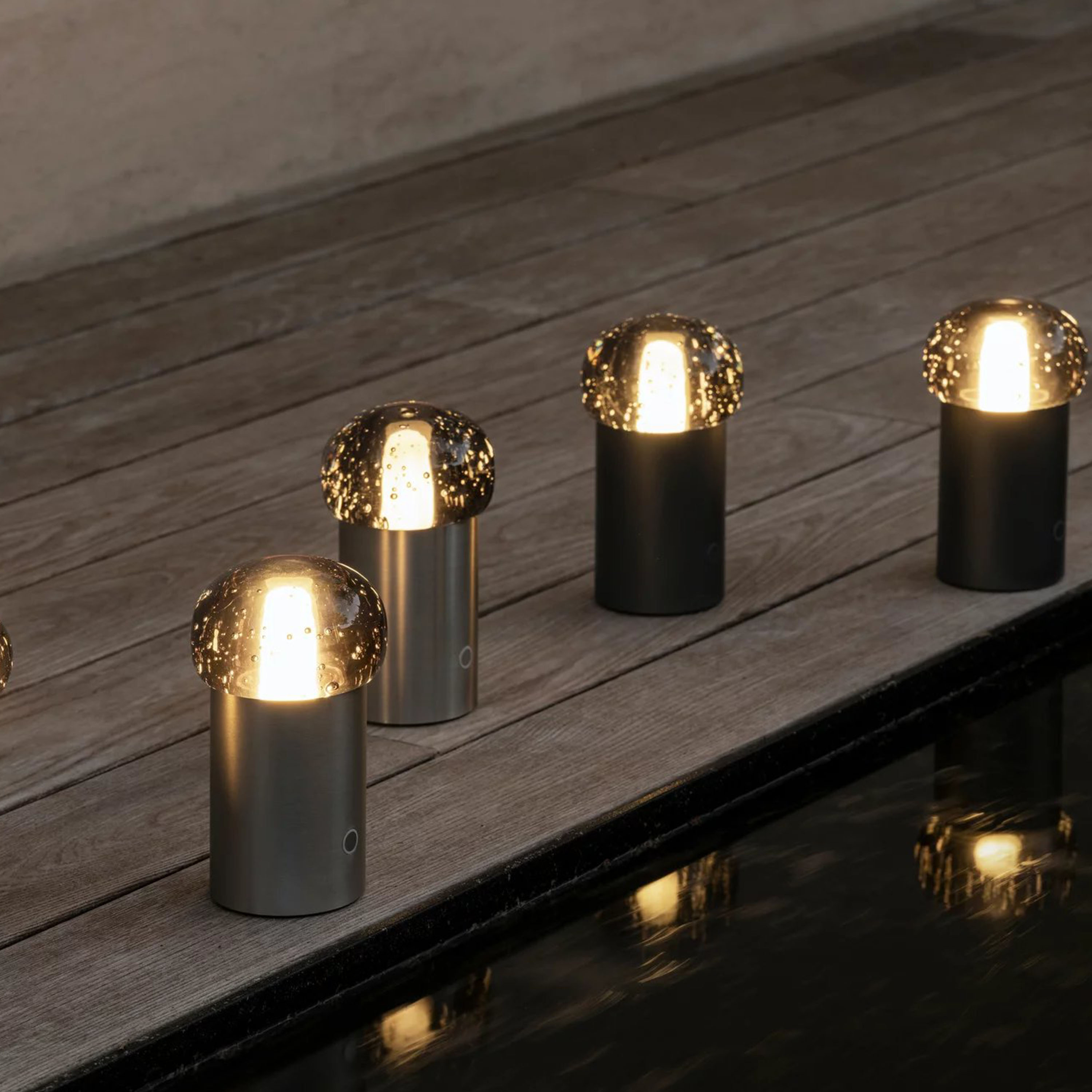 Blomus Iris Portabel Bordlampe Gun Metal 18cm