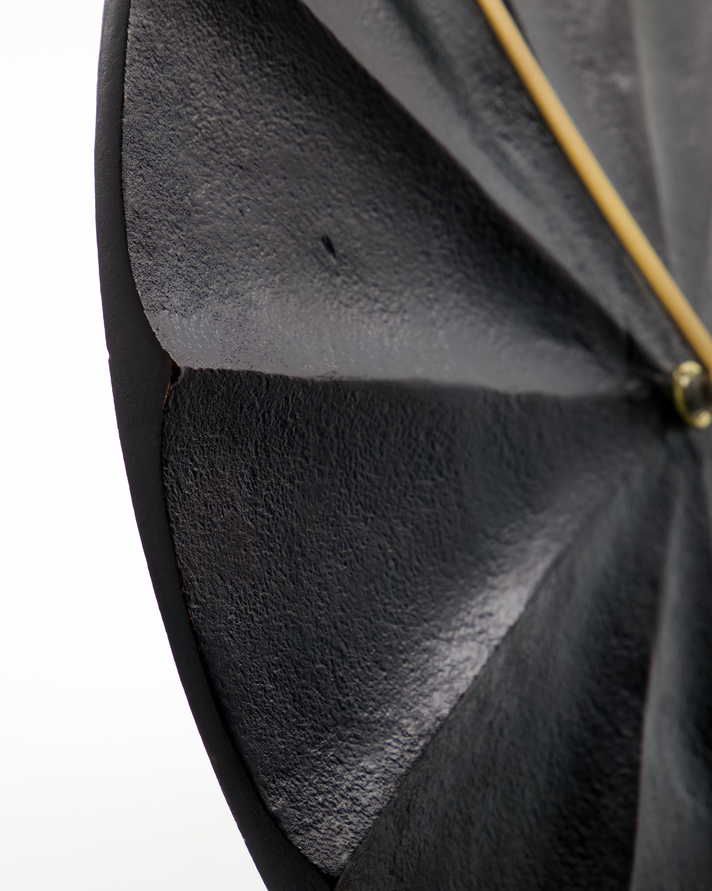 House Doctor Show Uhr aus gebrüntem Messing