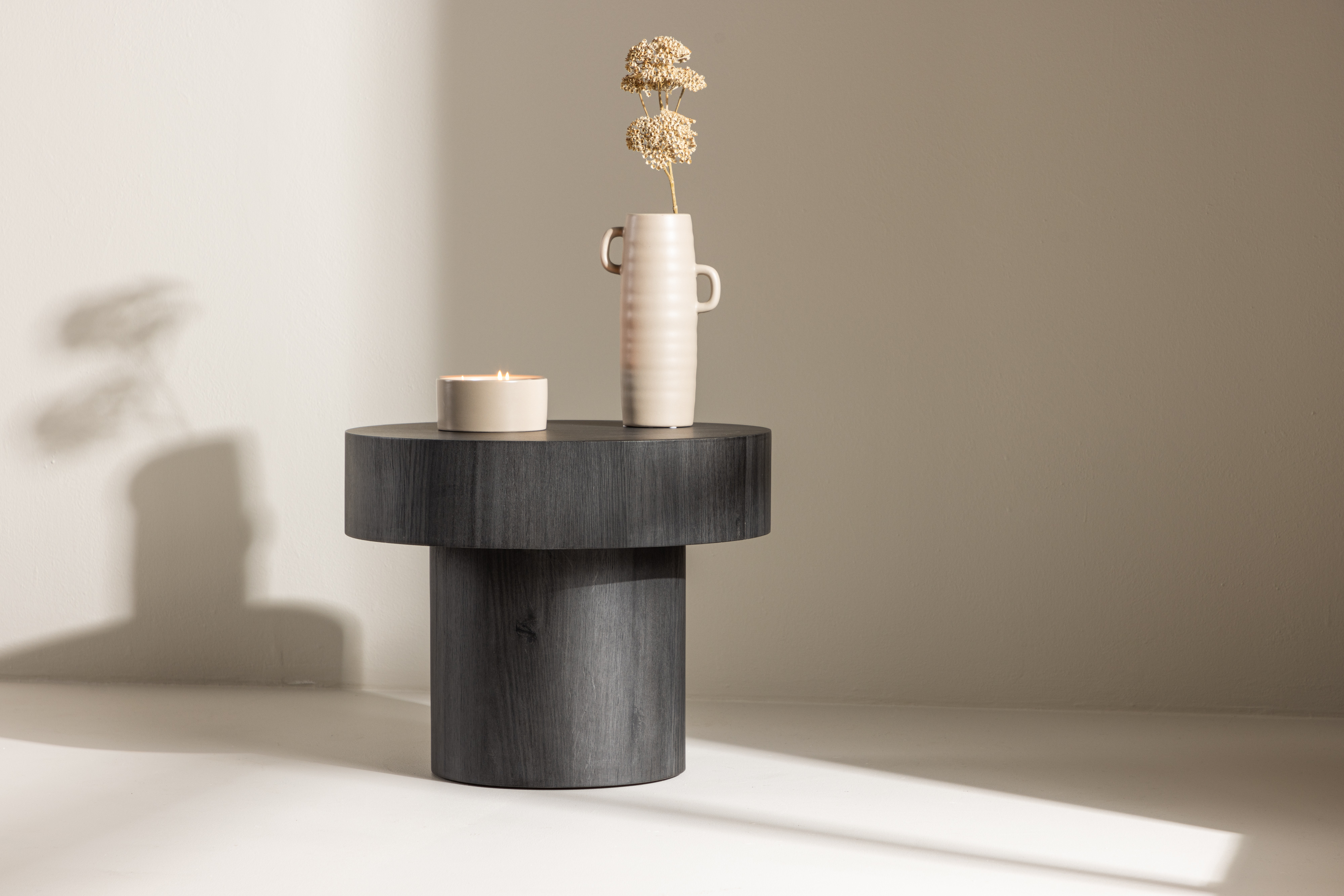 Vind Malung Sidobord Black Low