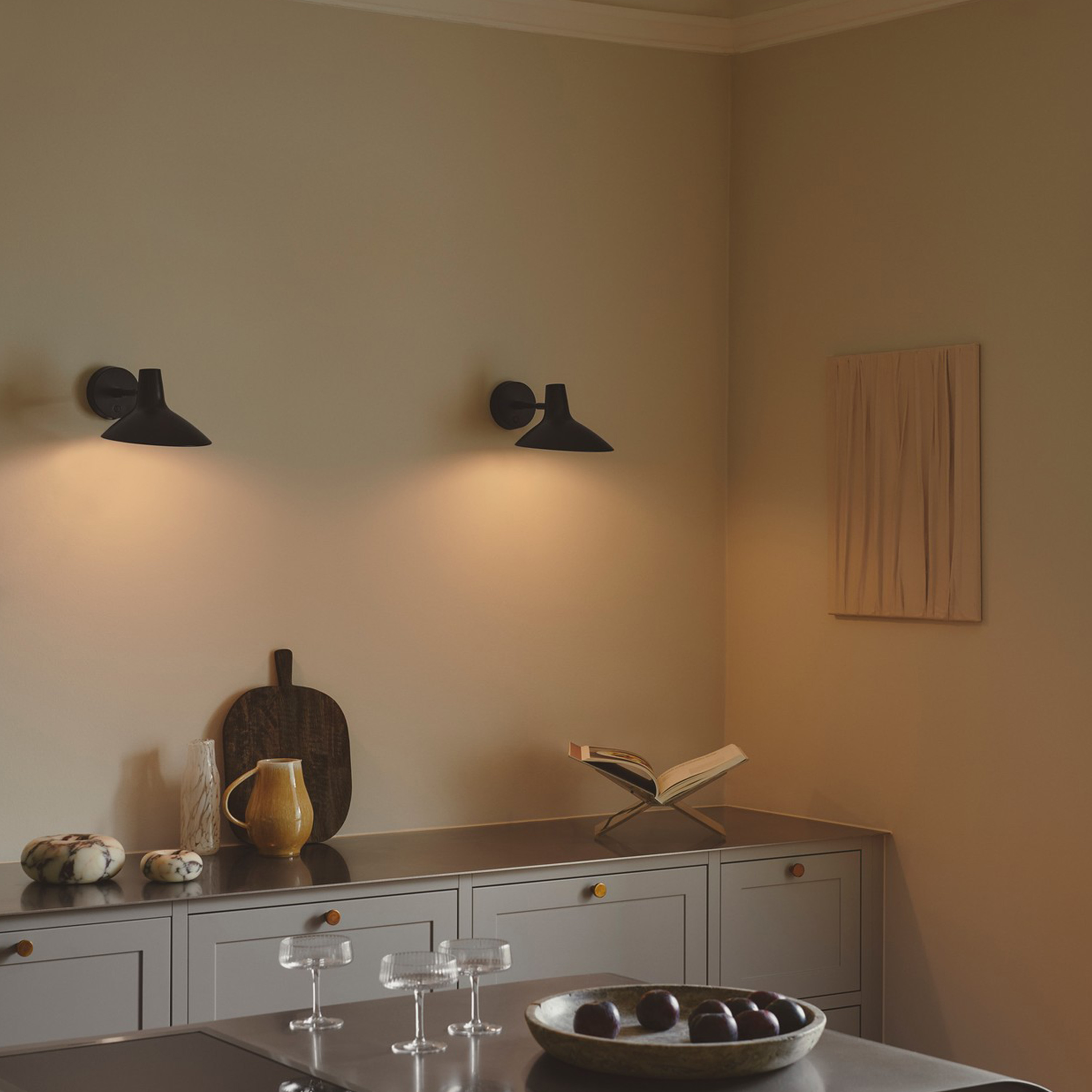 Design For The People Darci Short Vägglampa Svart