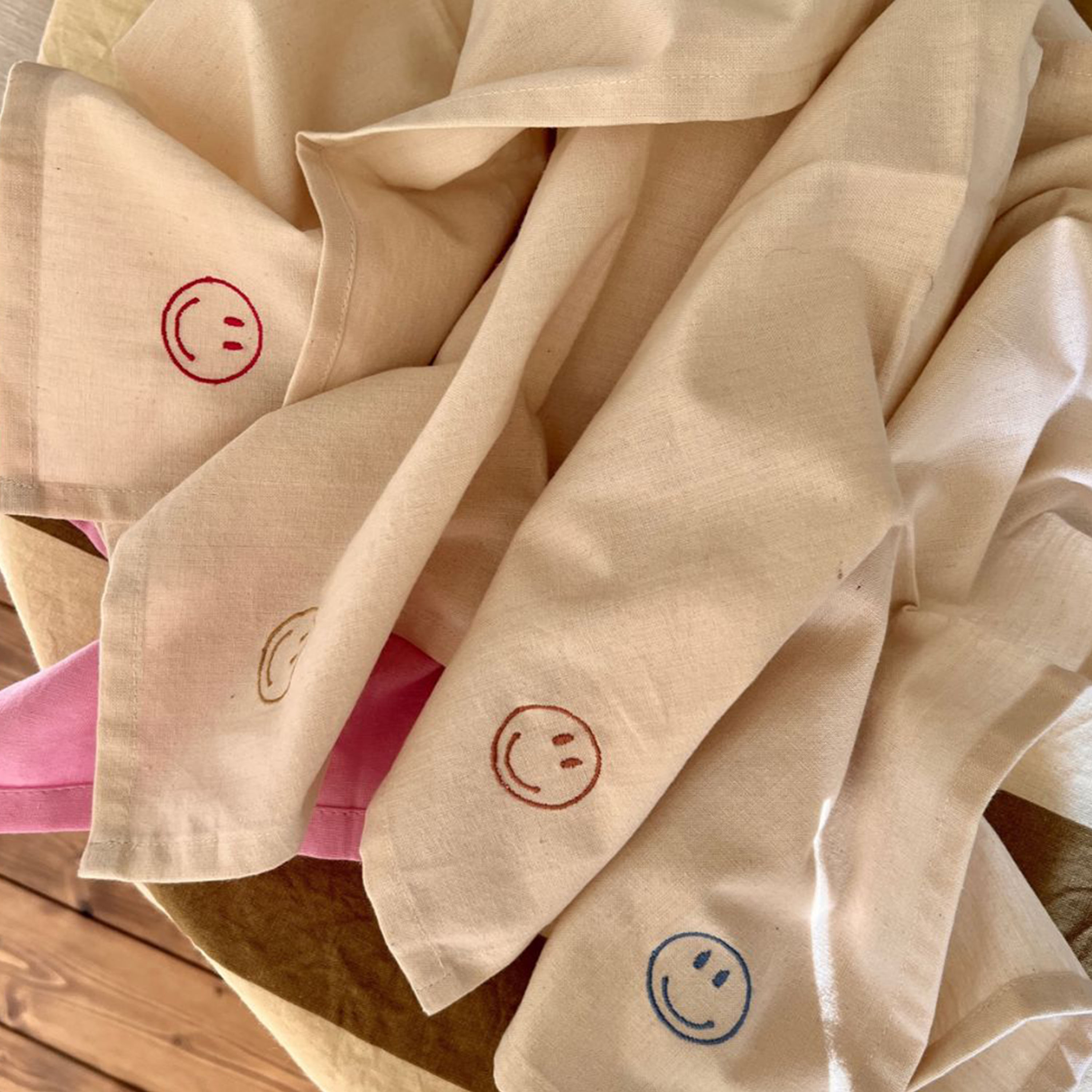 Midnatt Happy Serviett 4-pack