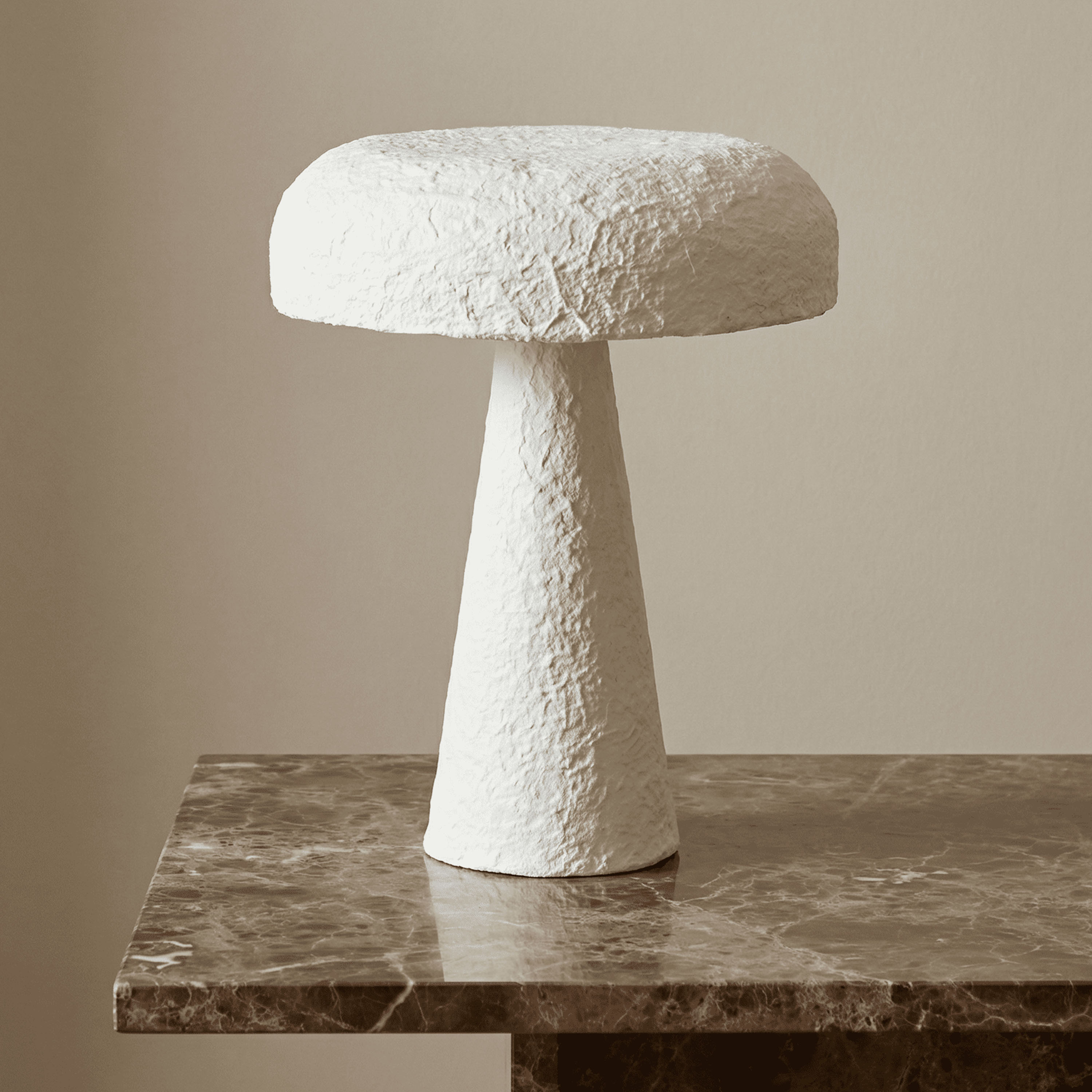 Jakobsdals Luma bordlampe hvit 50 cm