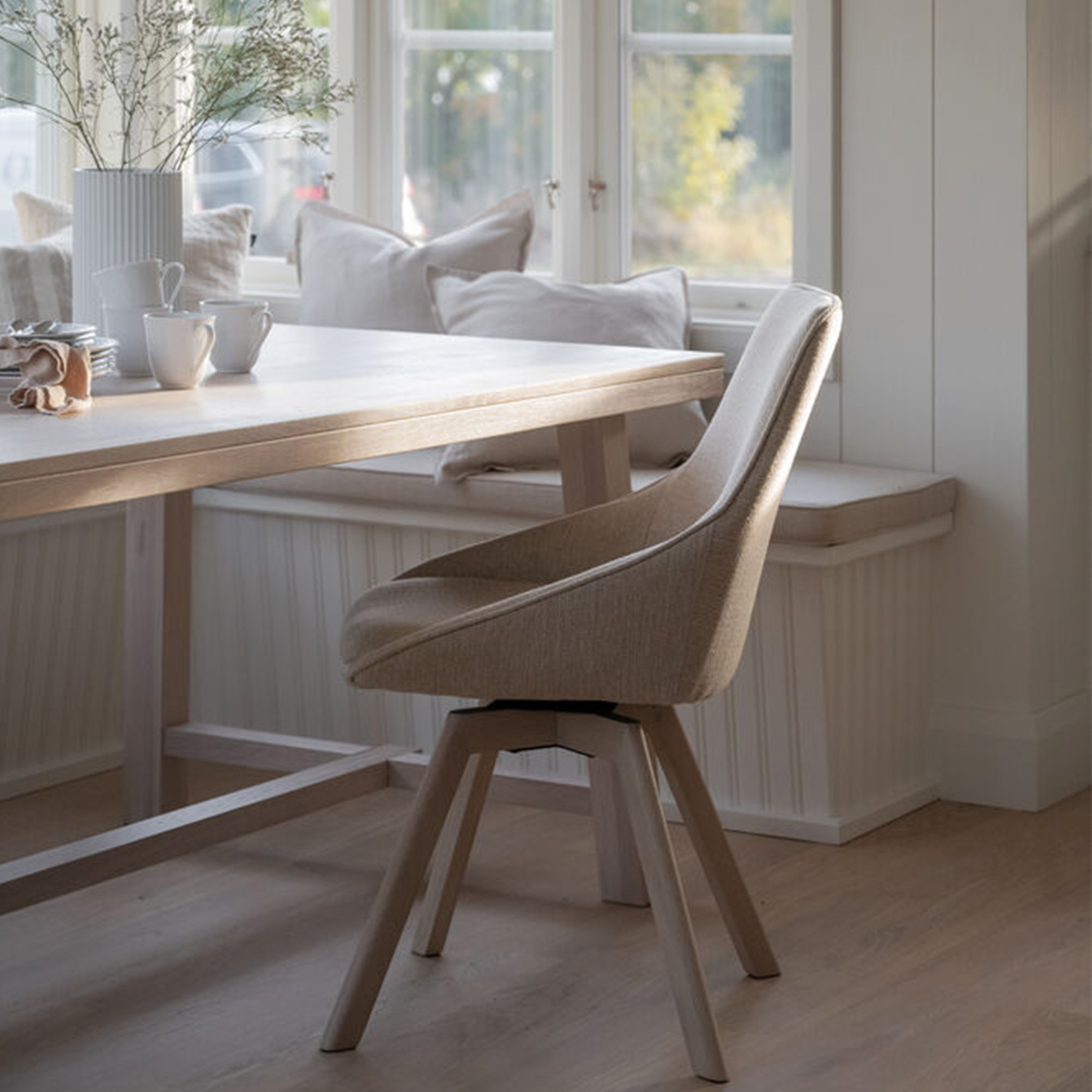 Rowico Home Brooklyn Matbord Vitpigmenterad Ek 170cm