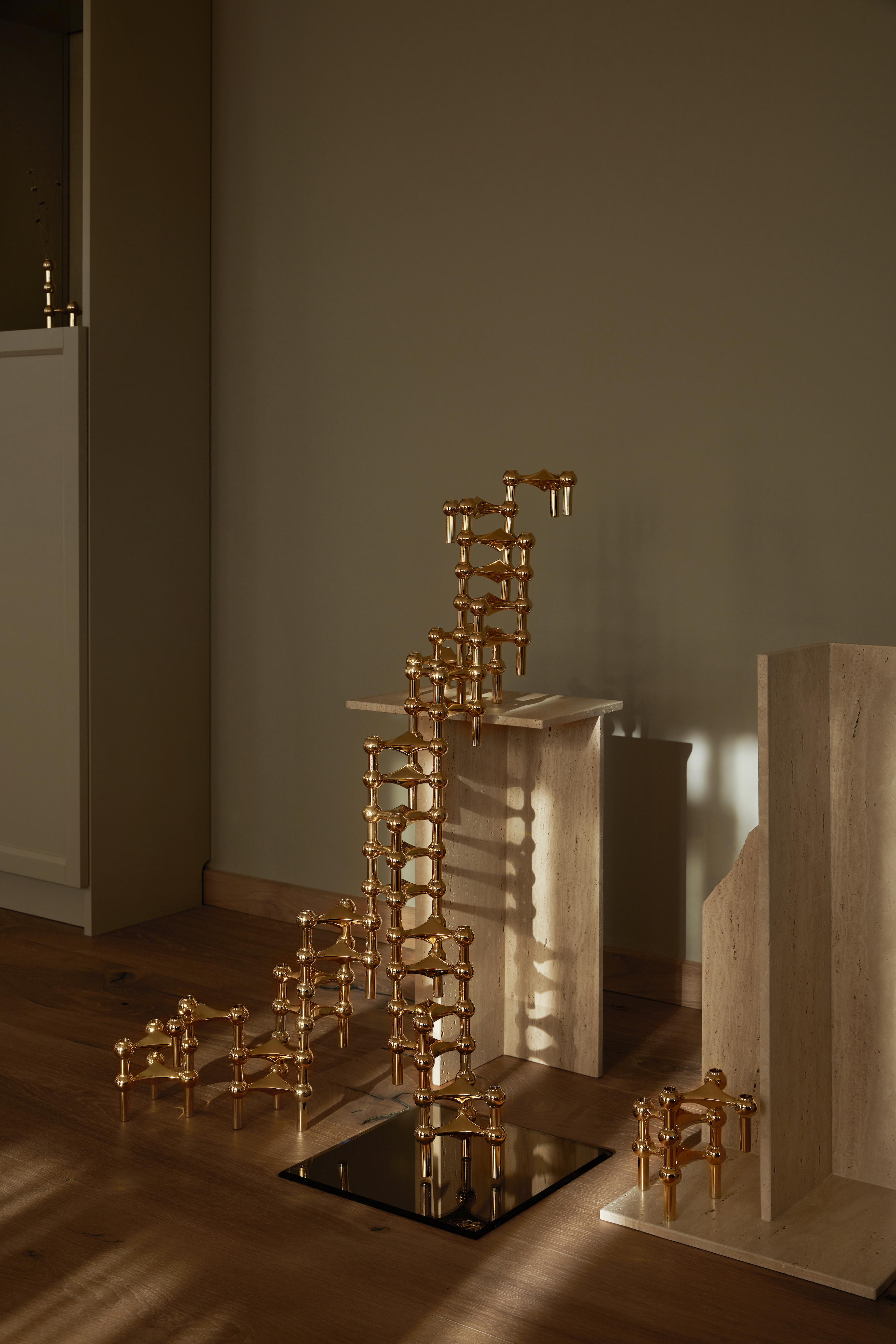 Stoff STOFF Nagel Lysestake Solid Brass 3-pakning