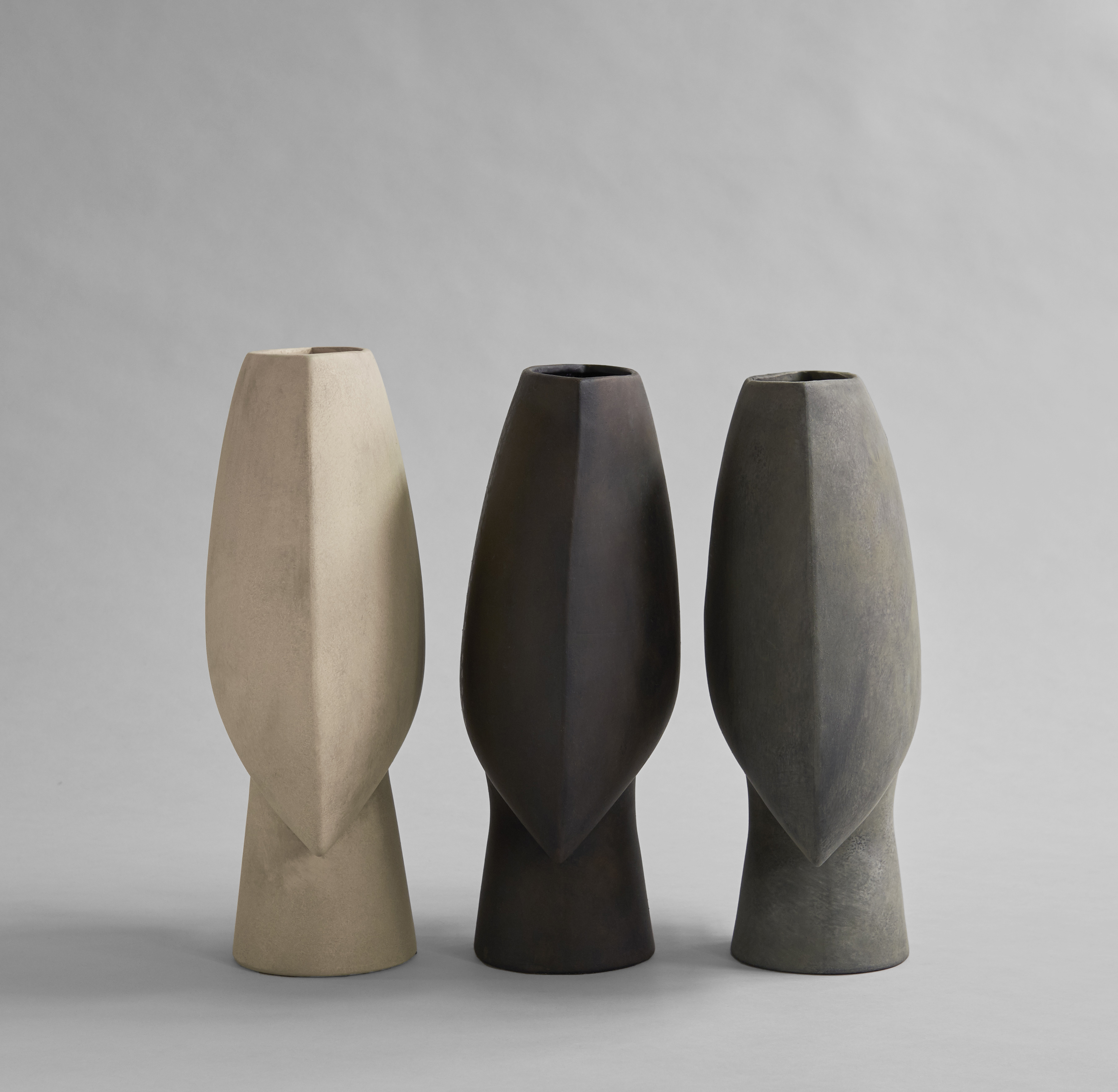 101 Copenhagen Sphere Maljakko Square Dark Grey Big