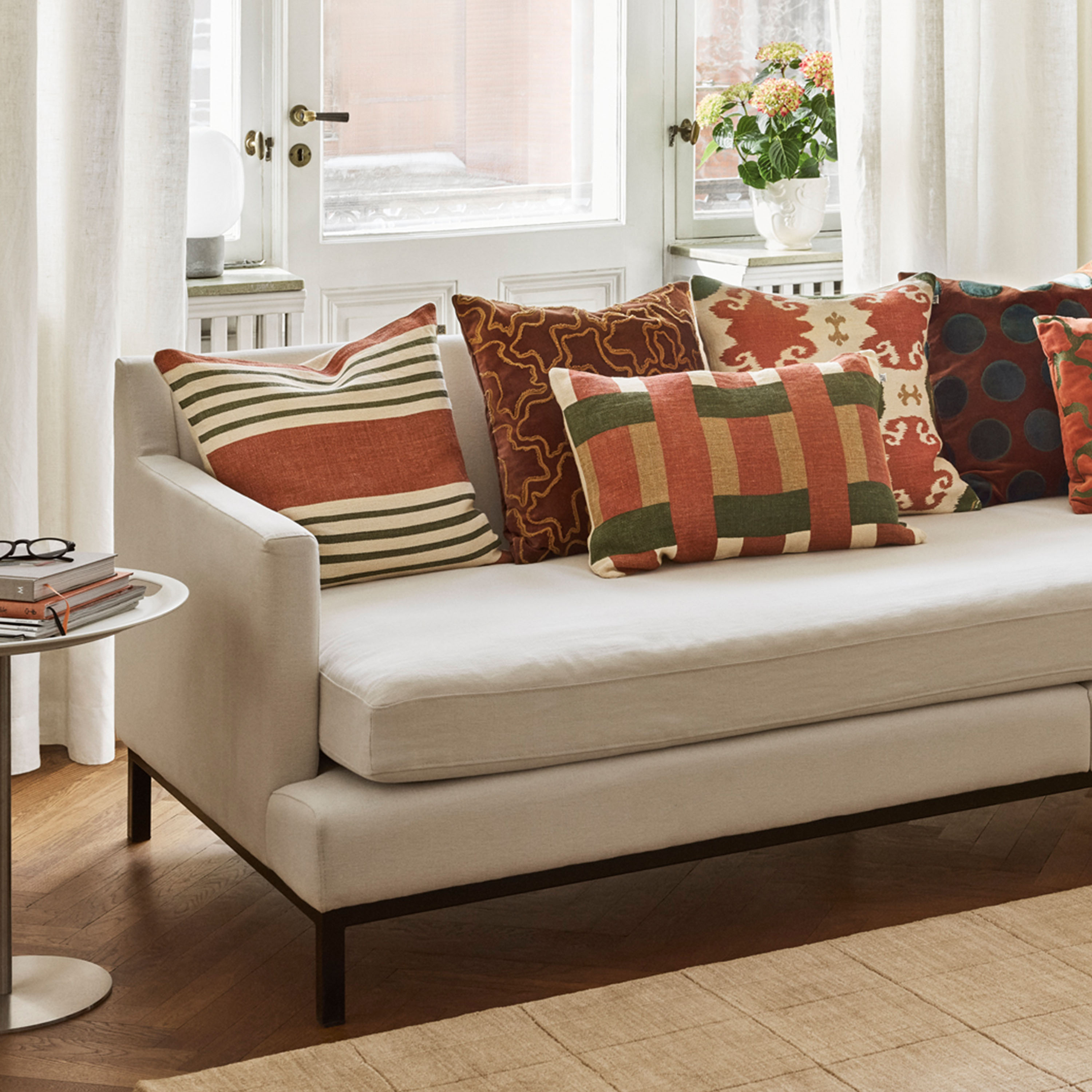 Benaras Tyynyliina Apricot Orange/Khaki/Cactus Green 40x60