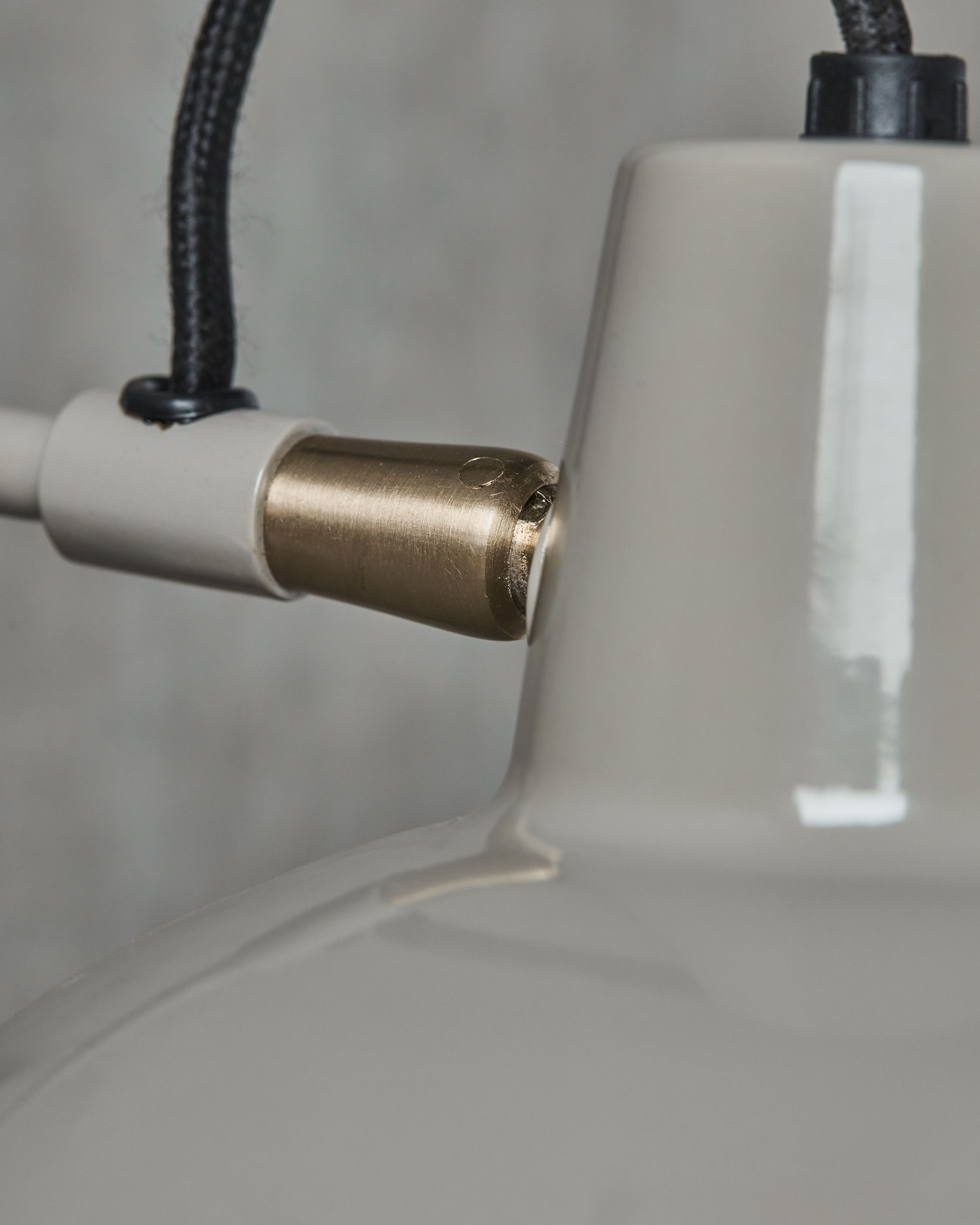 House Doctor Desk Vegglampe Grå