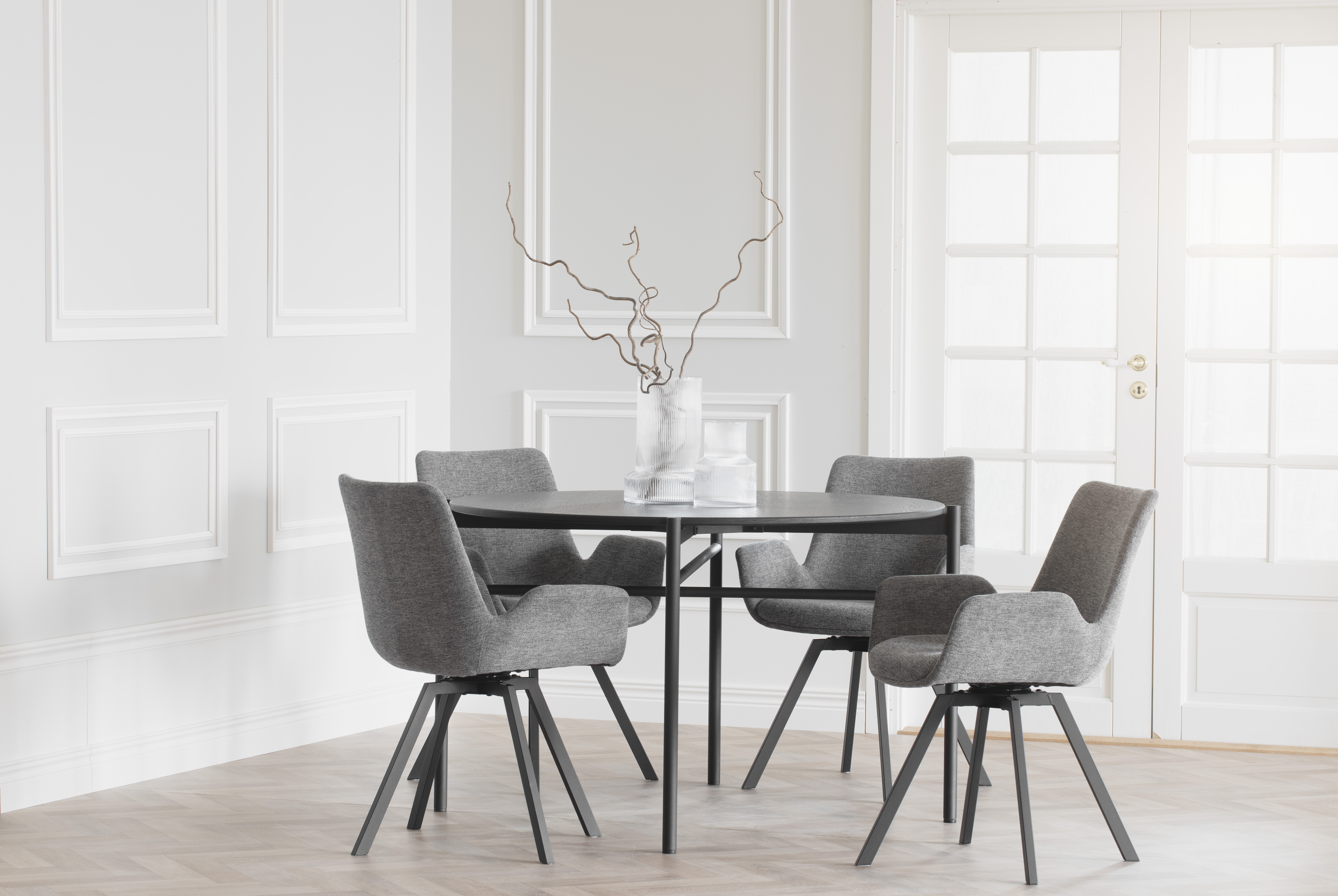 Rowico Home Norwell Karmstol Grå/Svart