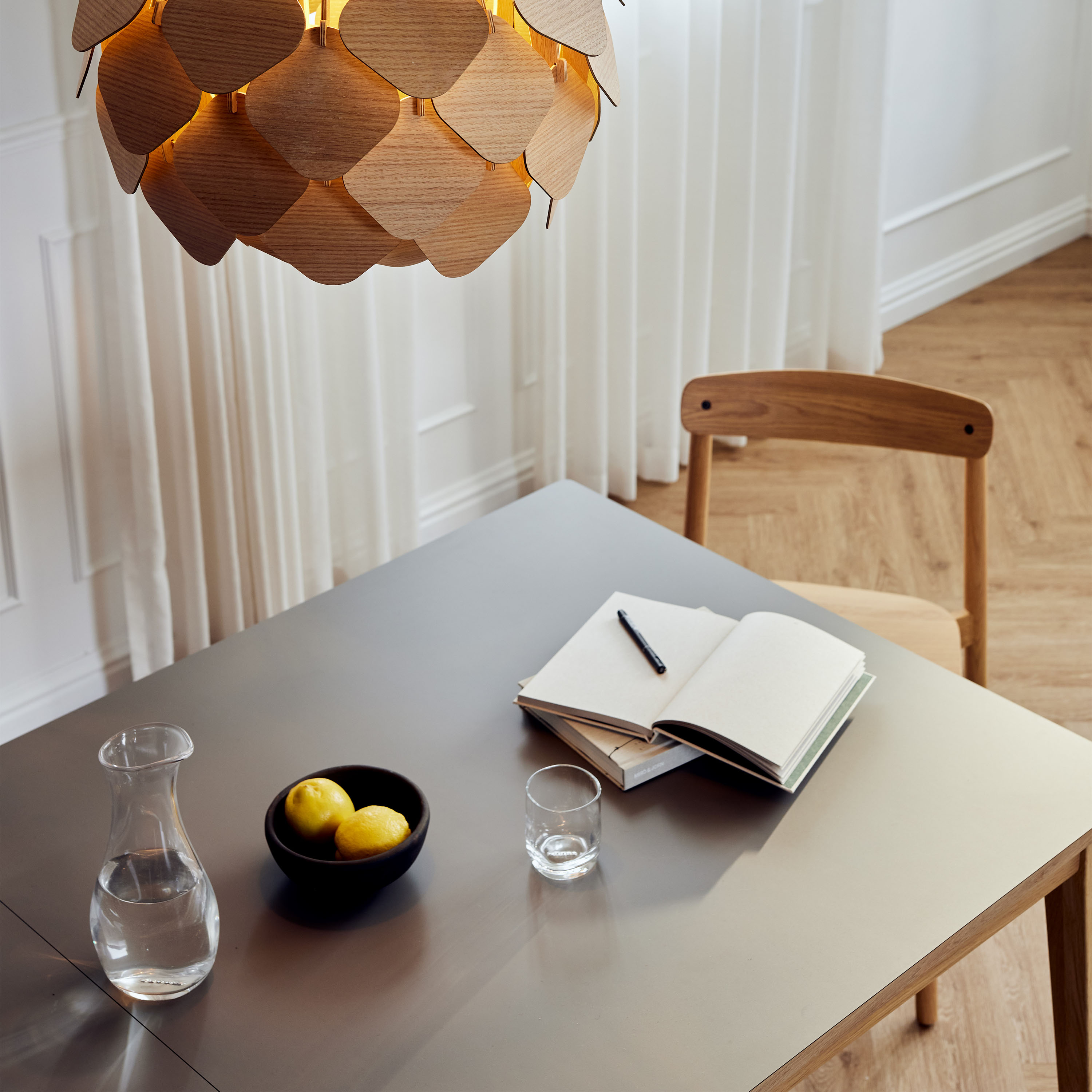 Andersen Furniture T3 Ruokapöytä Tammi/Grigio Londra 200x95