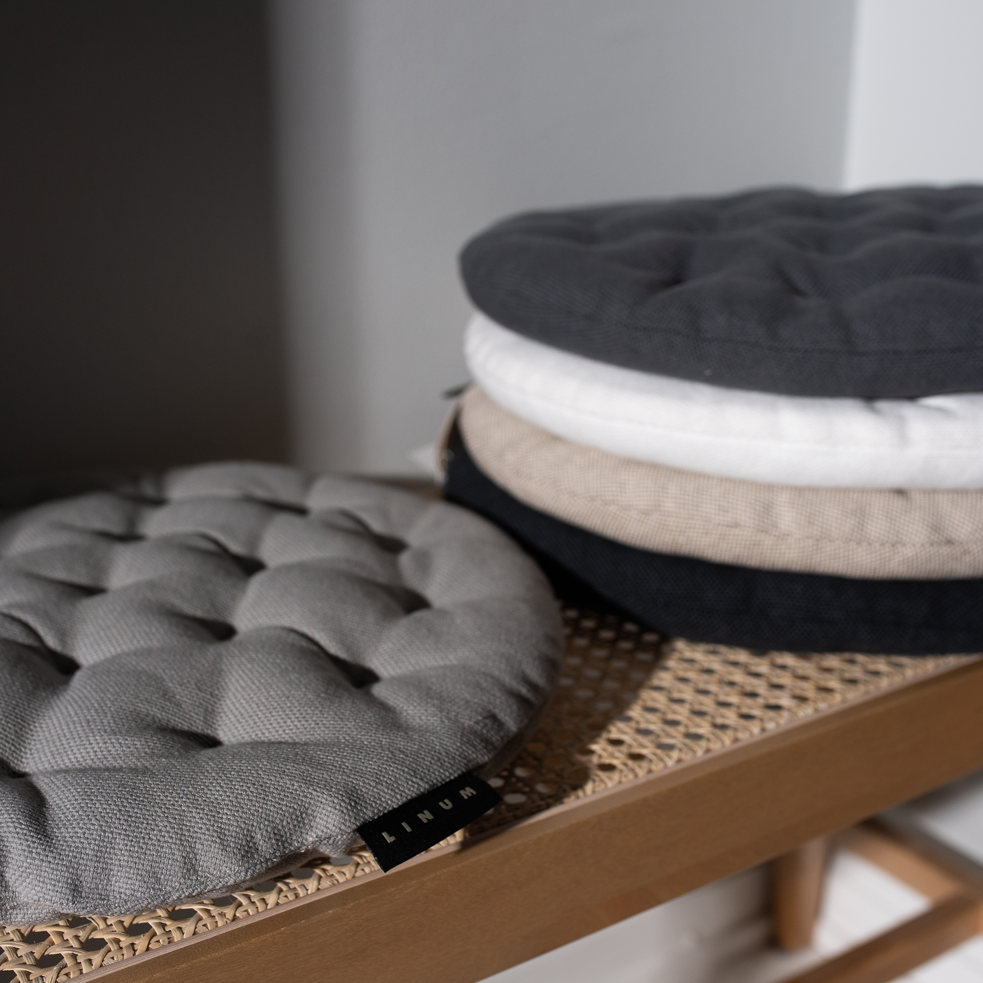 Linum Pepper Stolsdyna White Ø37