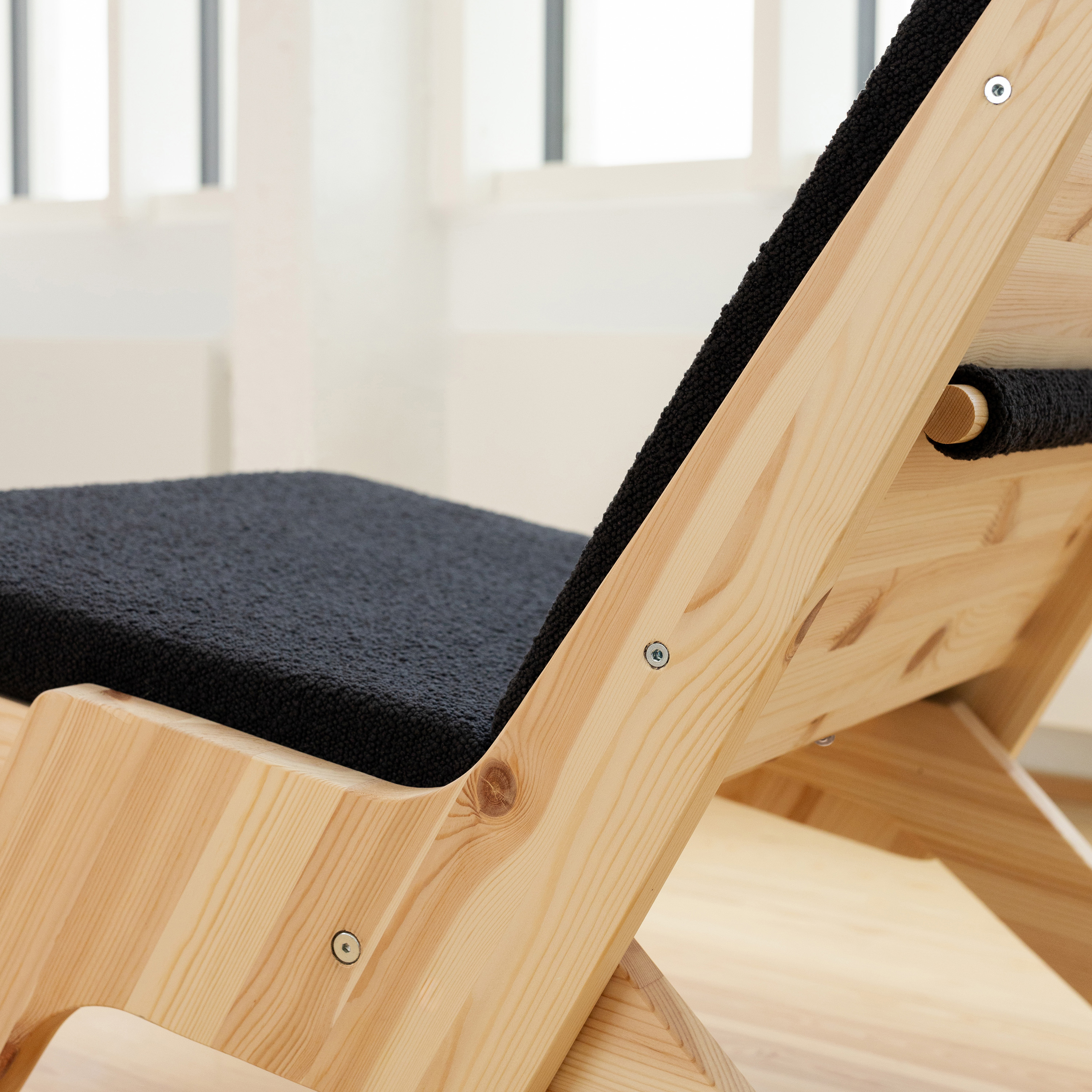 Karup Design Sway Loungestol Natur/Midnight Grey