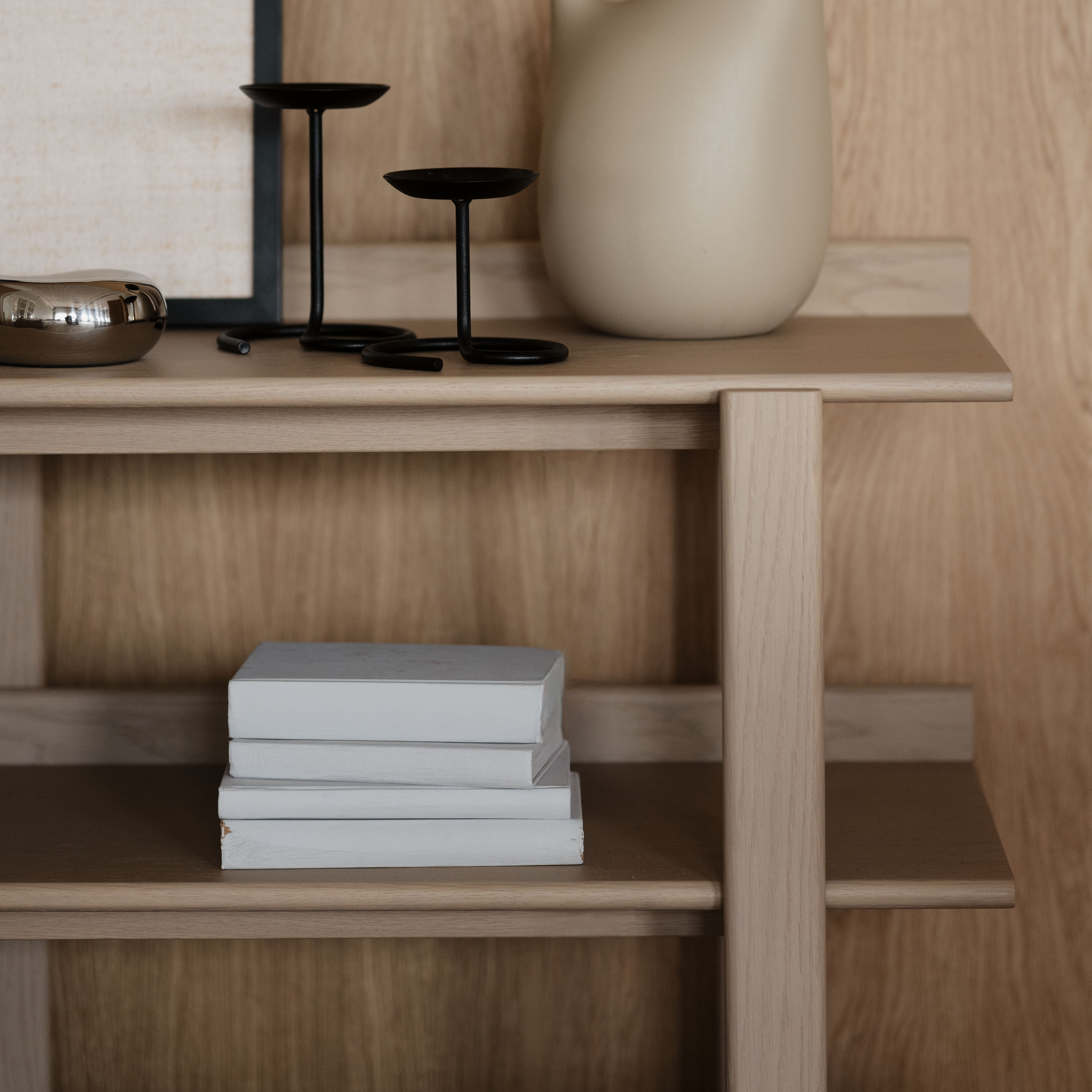 Rowico Home Kilian Beistelltisch Weißpigmentiert 150cm