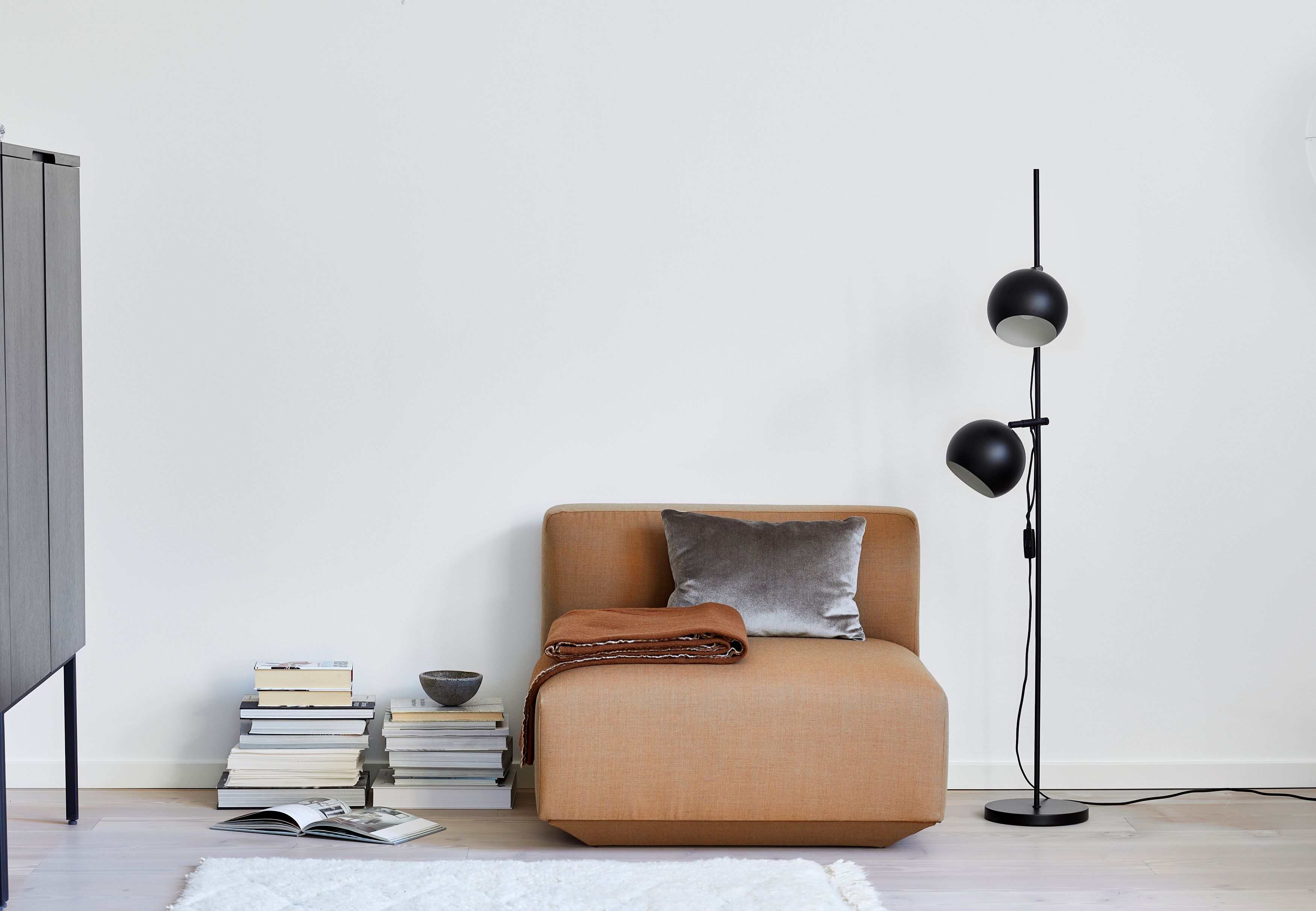 Frandsen Ball Double Golvlampa Matt Black 149cm