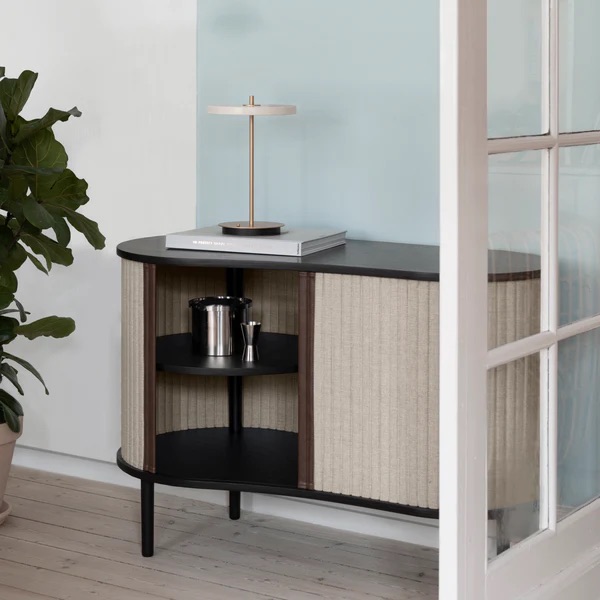 Umage Audacious Skap Svart Eik/Hvit Sands