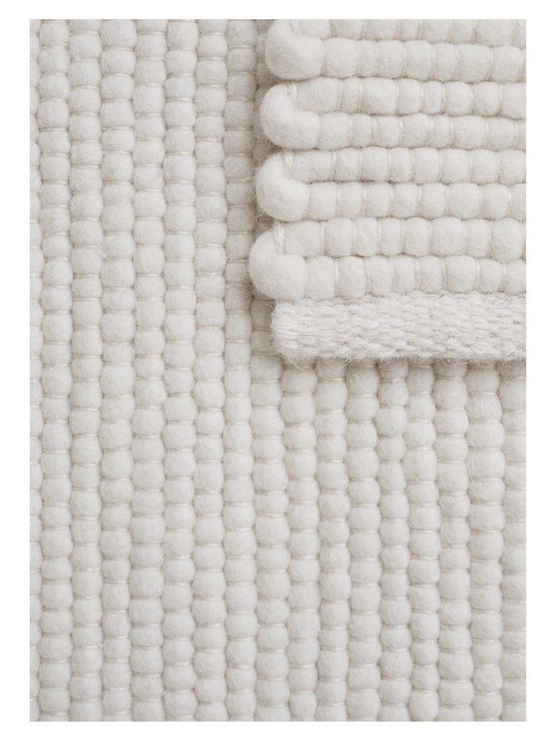 Linie Design Agner Runde Wollteppich White Ø240