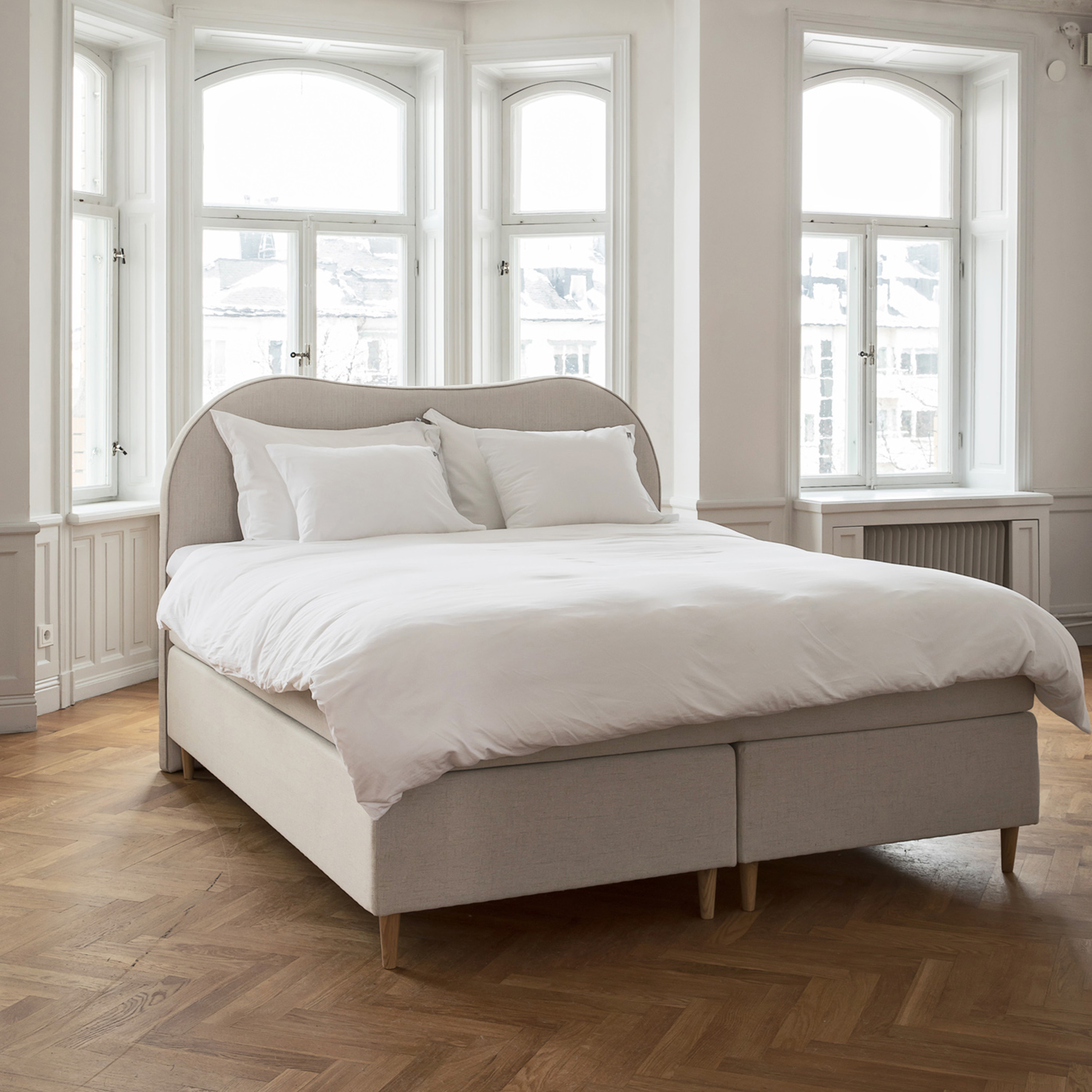 Sleepo Collection Lola Sängynpääty Luonnonväri 180cm