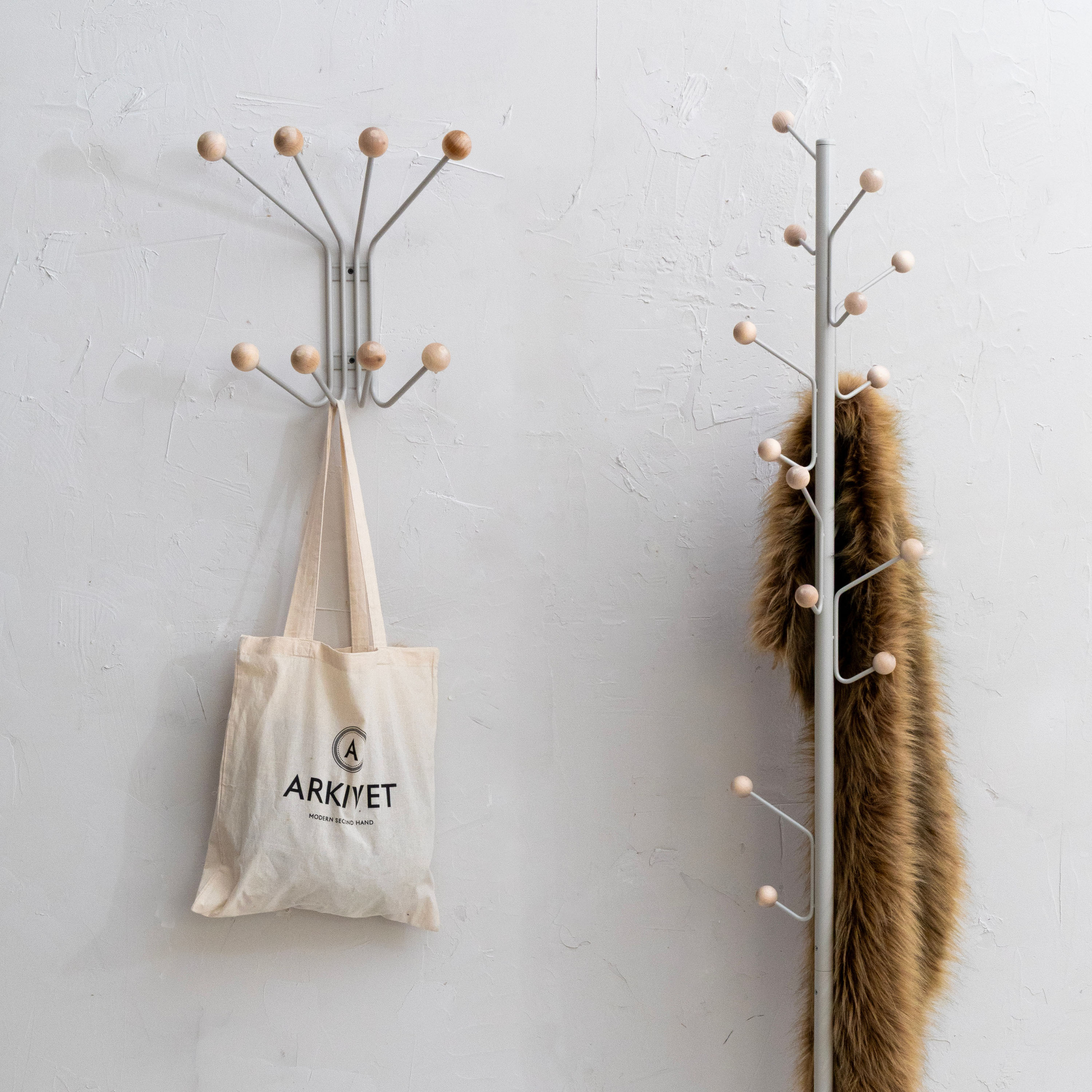 Maze Bill Garderobenleiste Greige Small