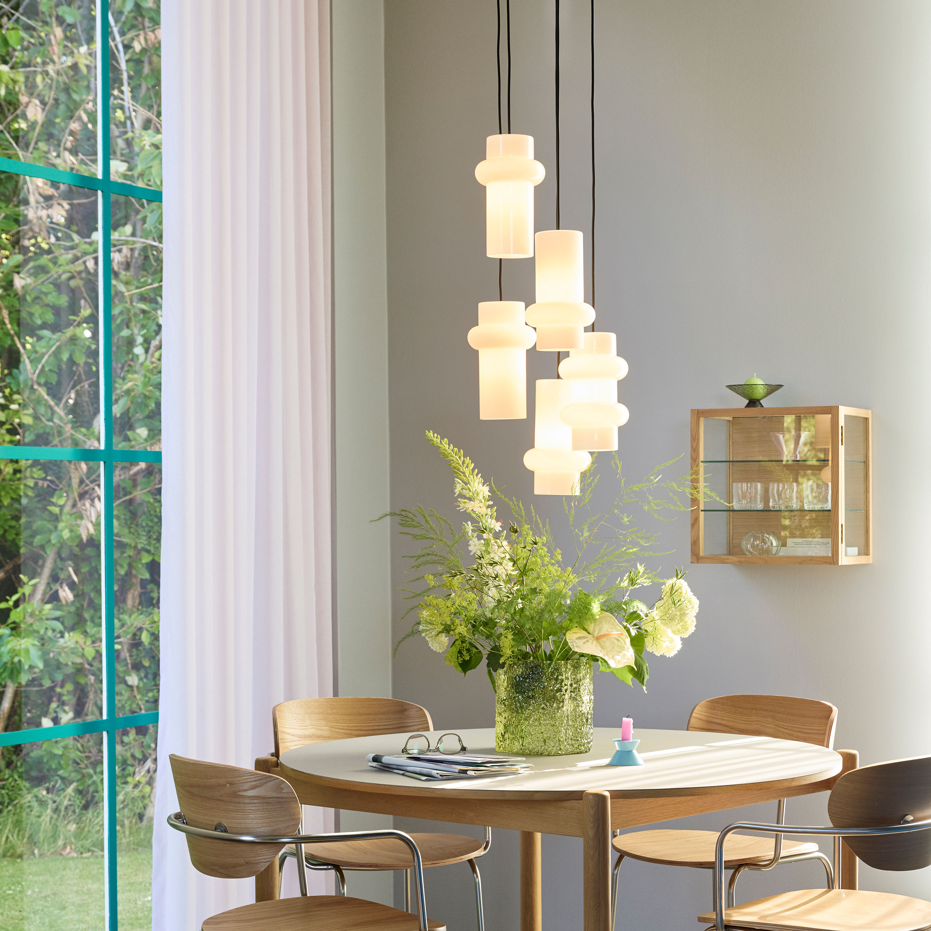 Hübsch Pilule Pendel Up Glossy White 25cm