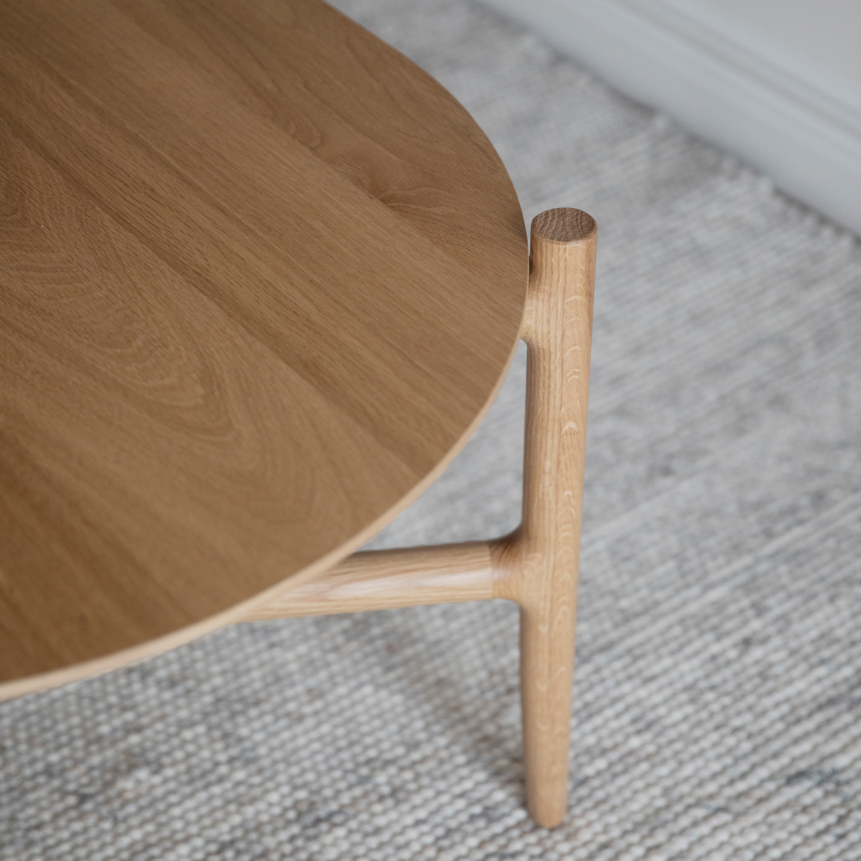 Rowico Home Holton Soffbord Ovalt Ek 130x65cm