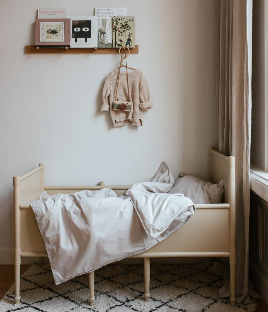 Midnatt Baby  Påslakanset Spjälsäng Pebble