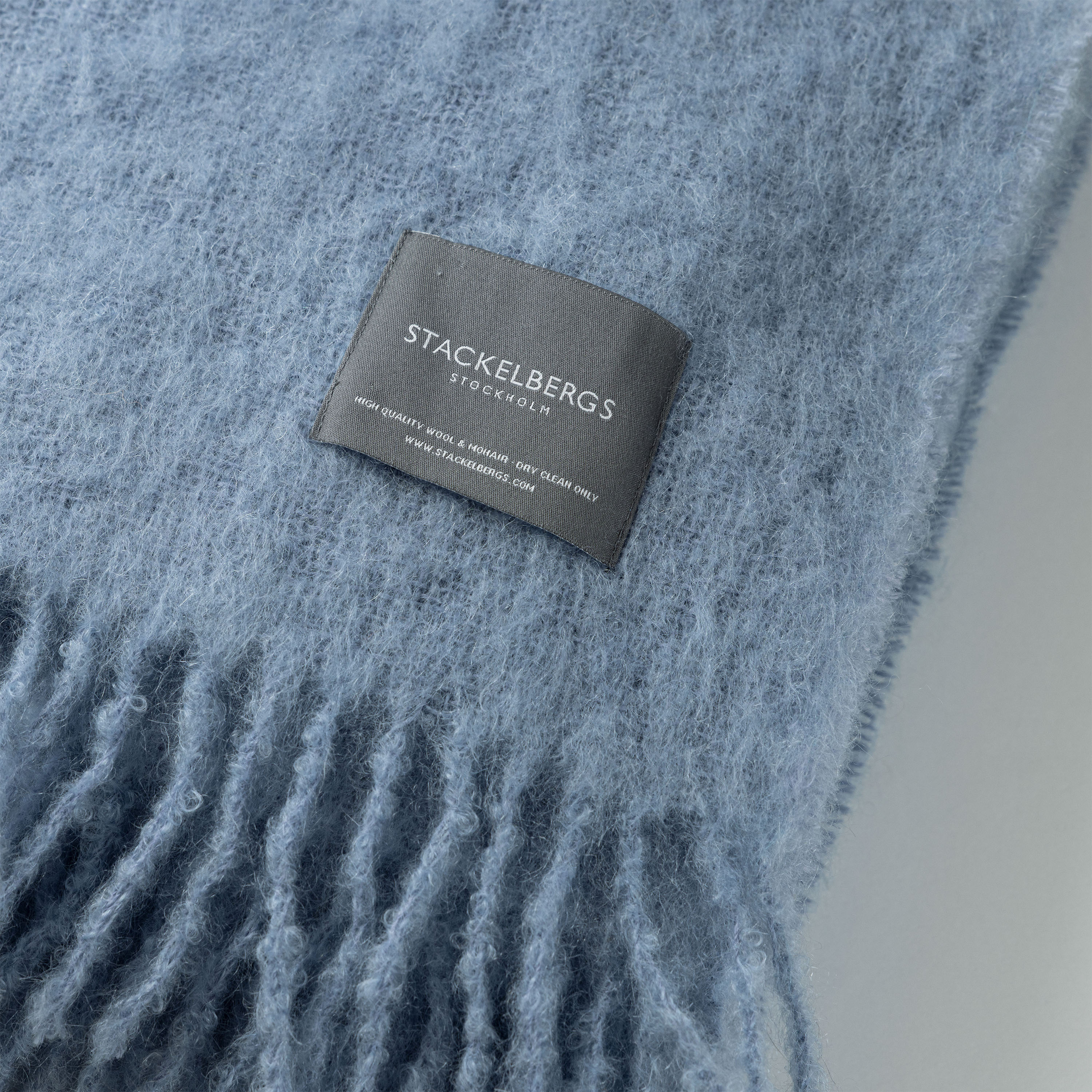 Stackelbergs Mohair Pläd Sky Blue