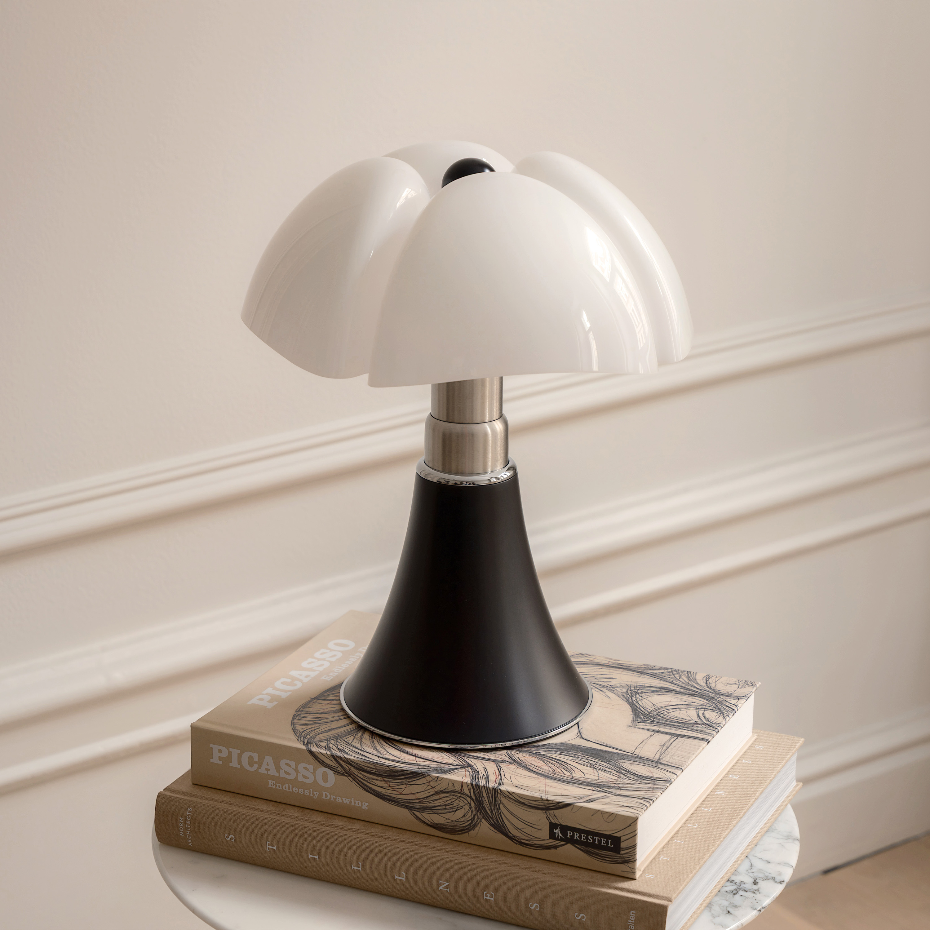 Martinelli Luce Pipistrello Mini Pöytävalaisin Himmentimellä LED Tummanruskea