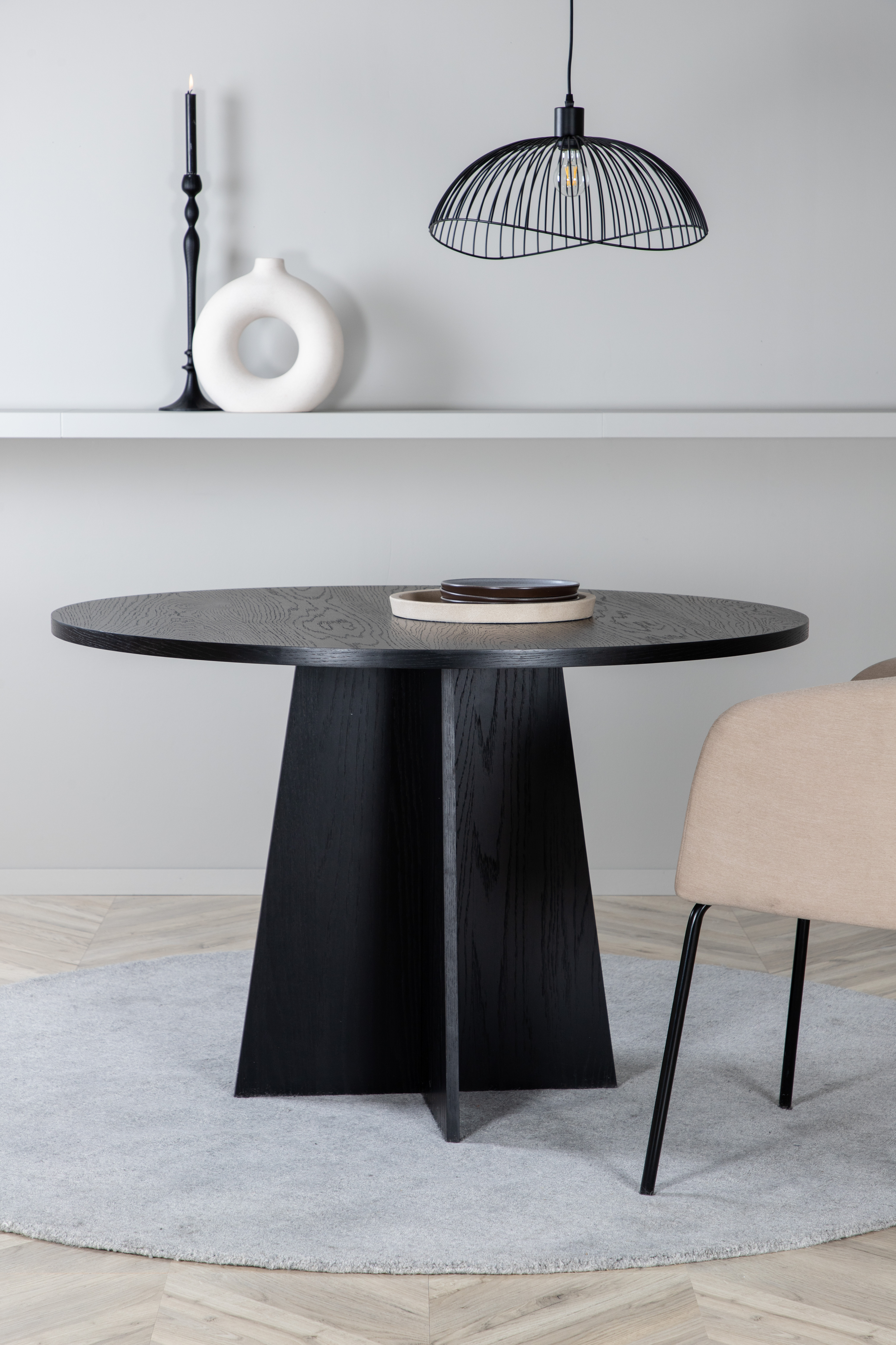 Venture Home Elio Matbord Svart Ø110