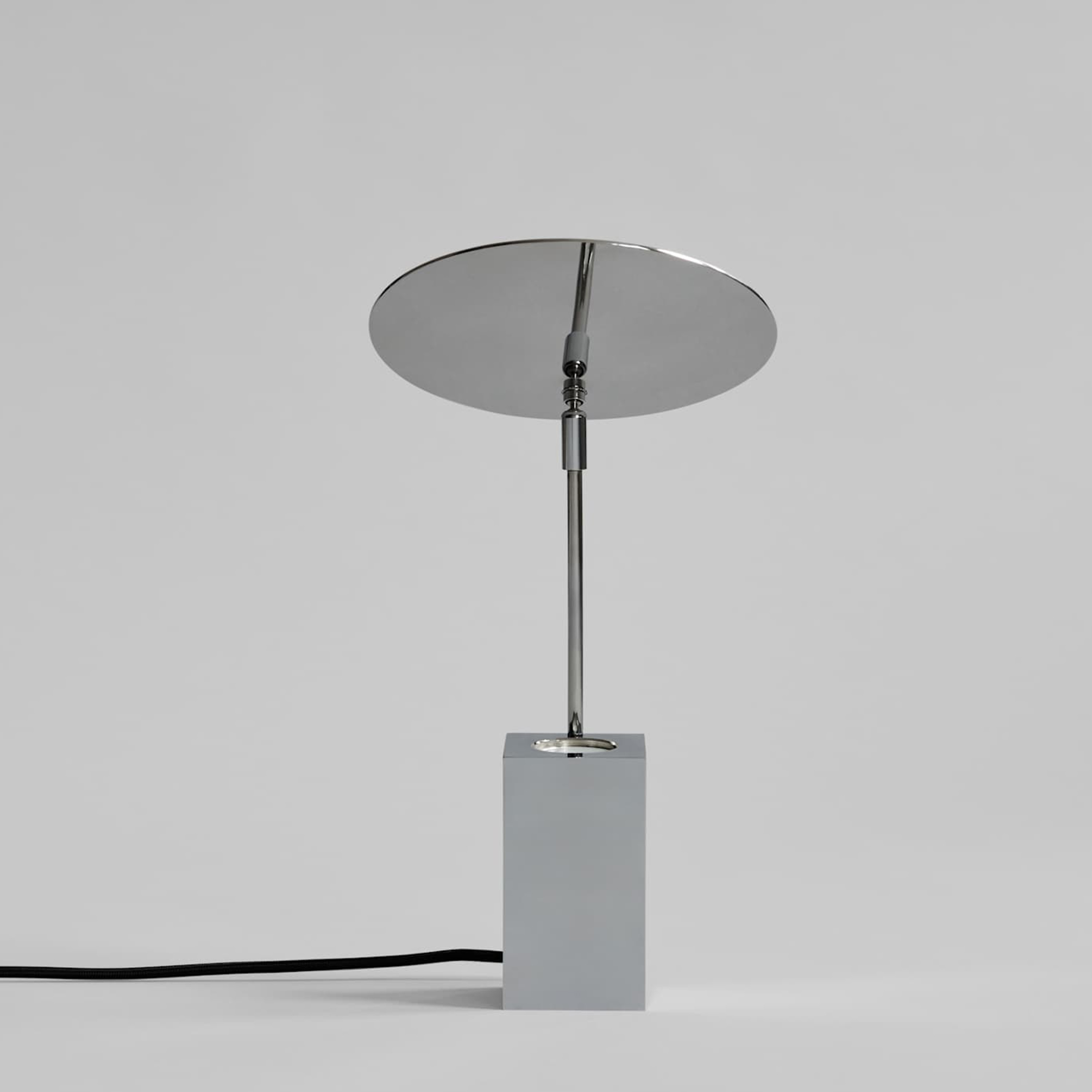 101 Copenhagen Reflect Tischlampe Chrome 39cm